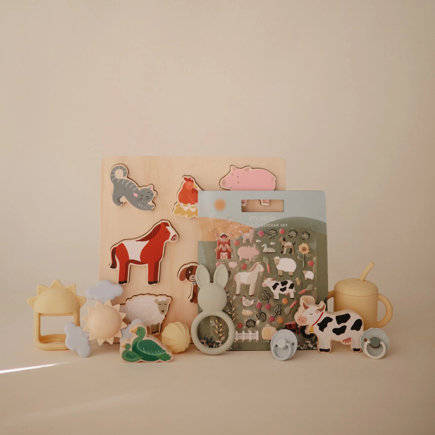 Wooden Farm Puzzle for Kids with Eight Barnyard Animal Pieces and Non-Toxic Paint Mushie