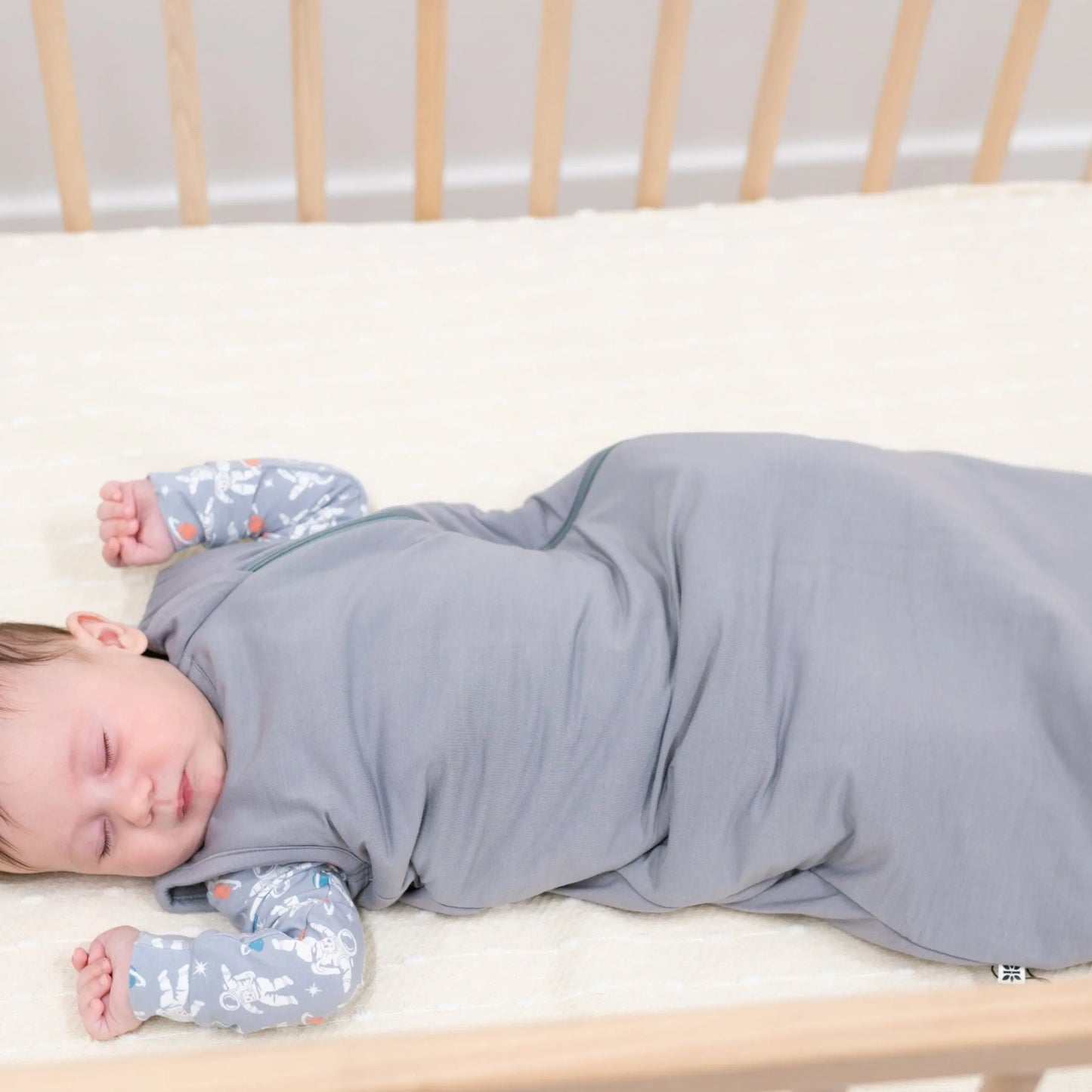1.5 Tog Sleep Sack for Infants with 2 Way J Zipper and Quilted Lining Size 0 to 9 Months Sweet Bamboo