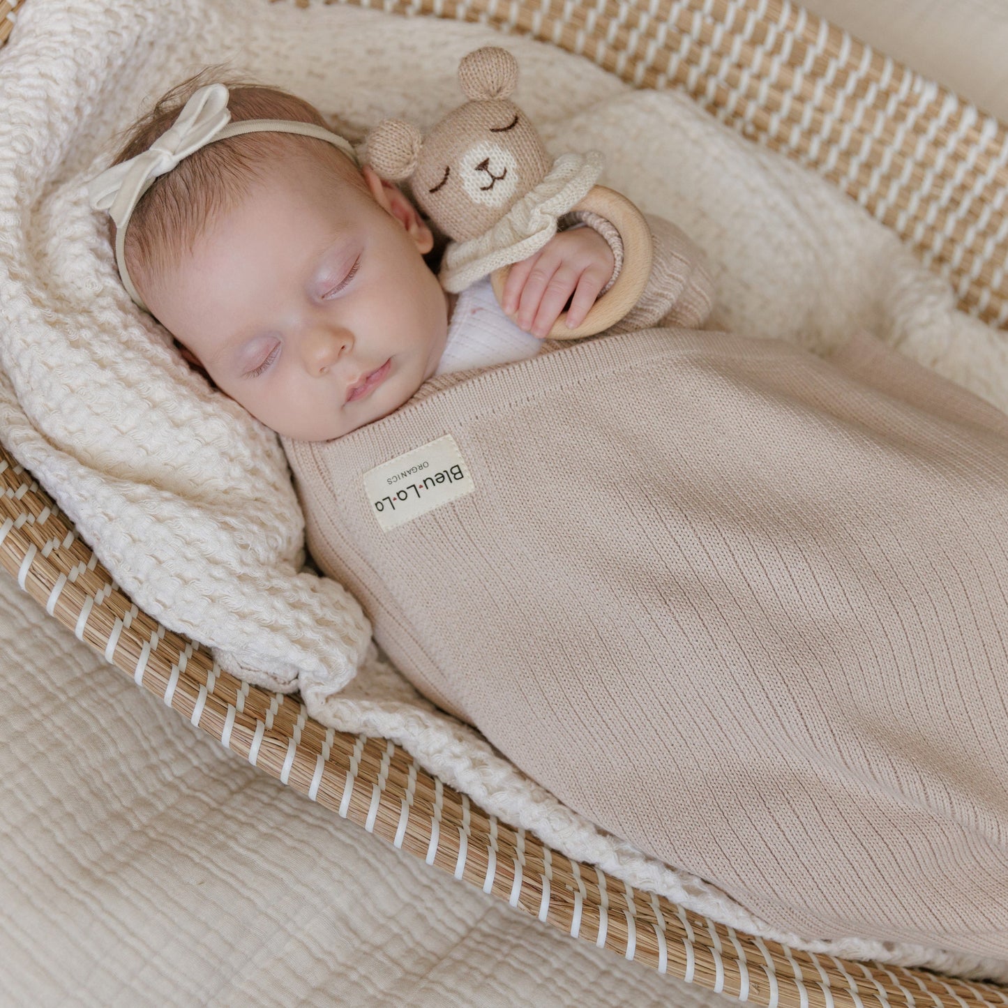 Organic Ribbed Knit Cotton Baby Blanket Made from 100 Percent Organic Cotton Bleu La La