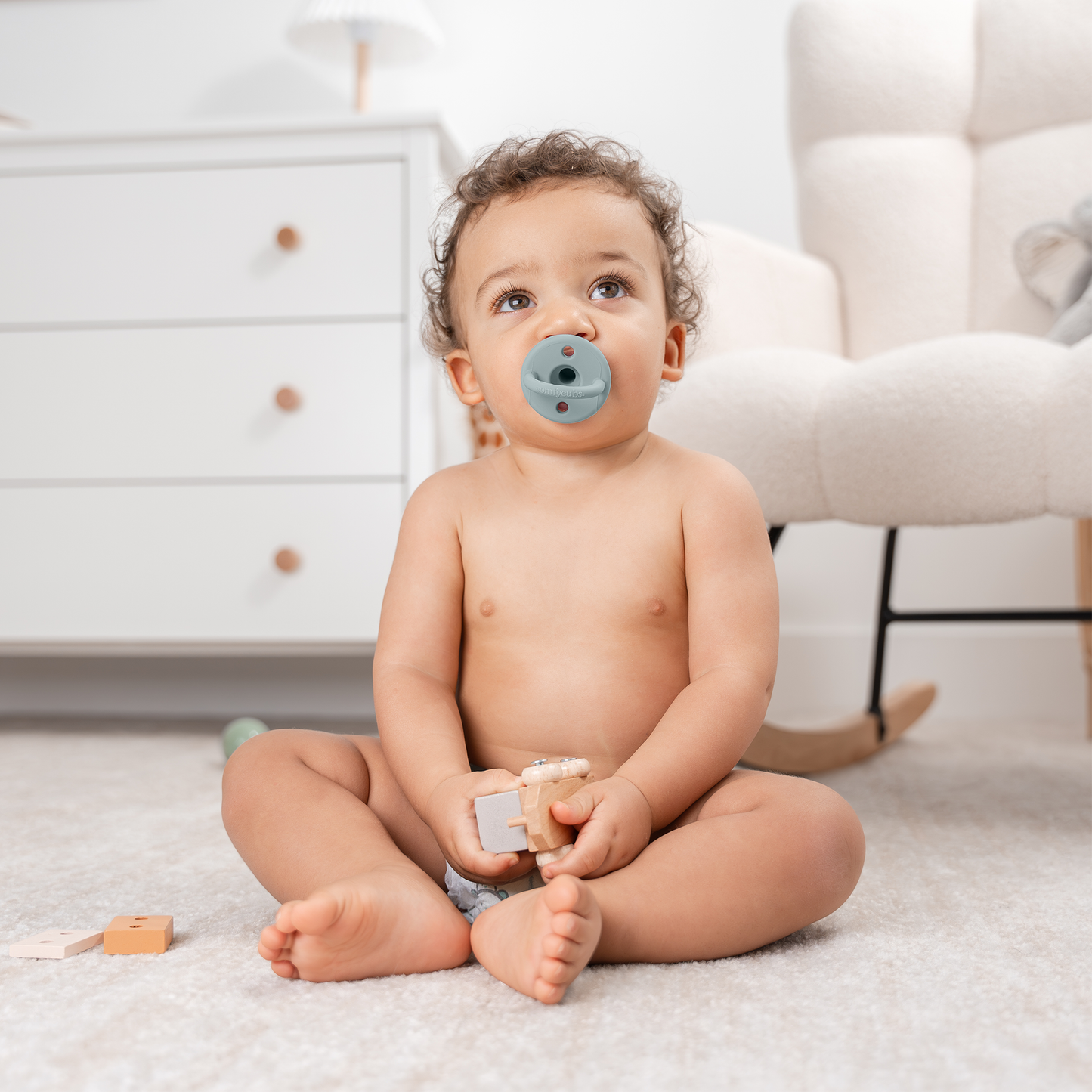 Comfy Cubs Multicolor Boy Pacifiers 5 Pack Silicone Nipple Comfy Cubs Everetts Place: Online Boutique