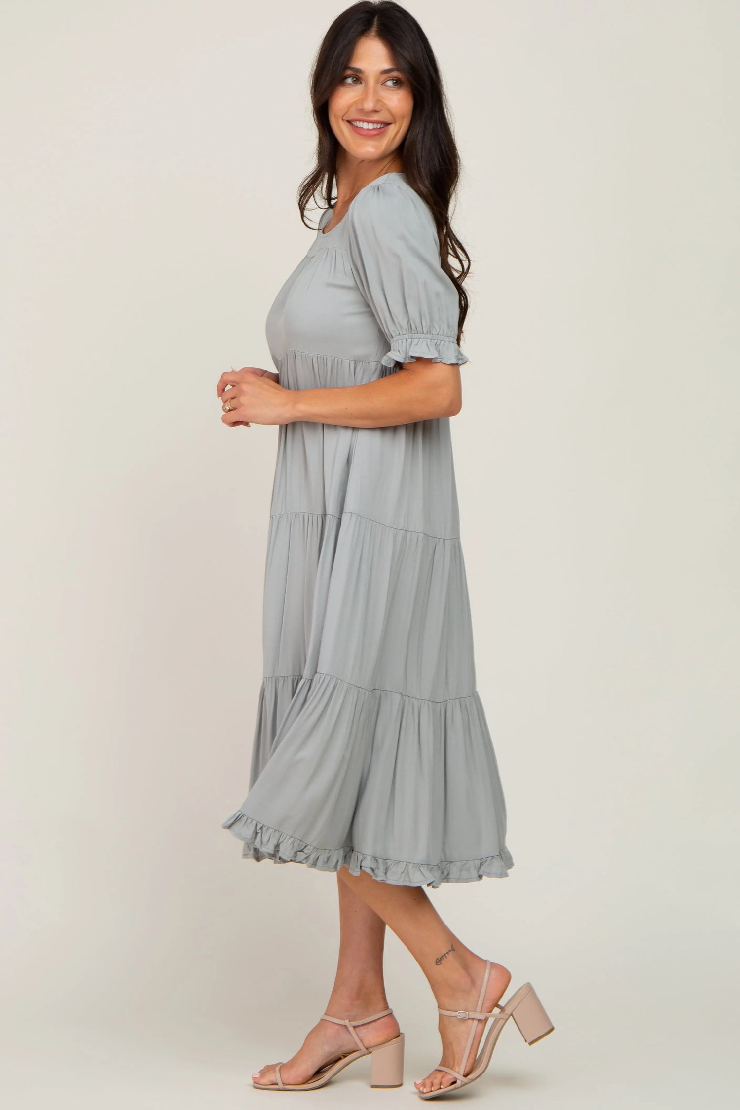 PinkBlush Sage Midi Dress with Ruffle Hem and Pockets for Stylish Women - Apparel & Accessories > Clothing > Dresses