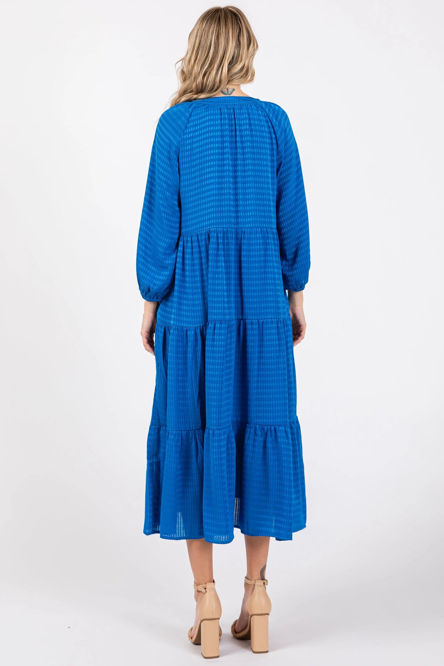 PinkBlush Royal Textured Midi Dress with V Neckline for Modern Women - Apparel & Accessories > Clothing > Dresses