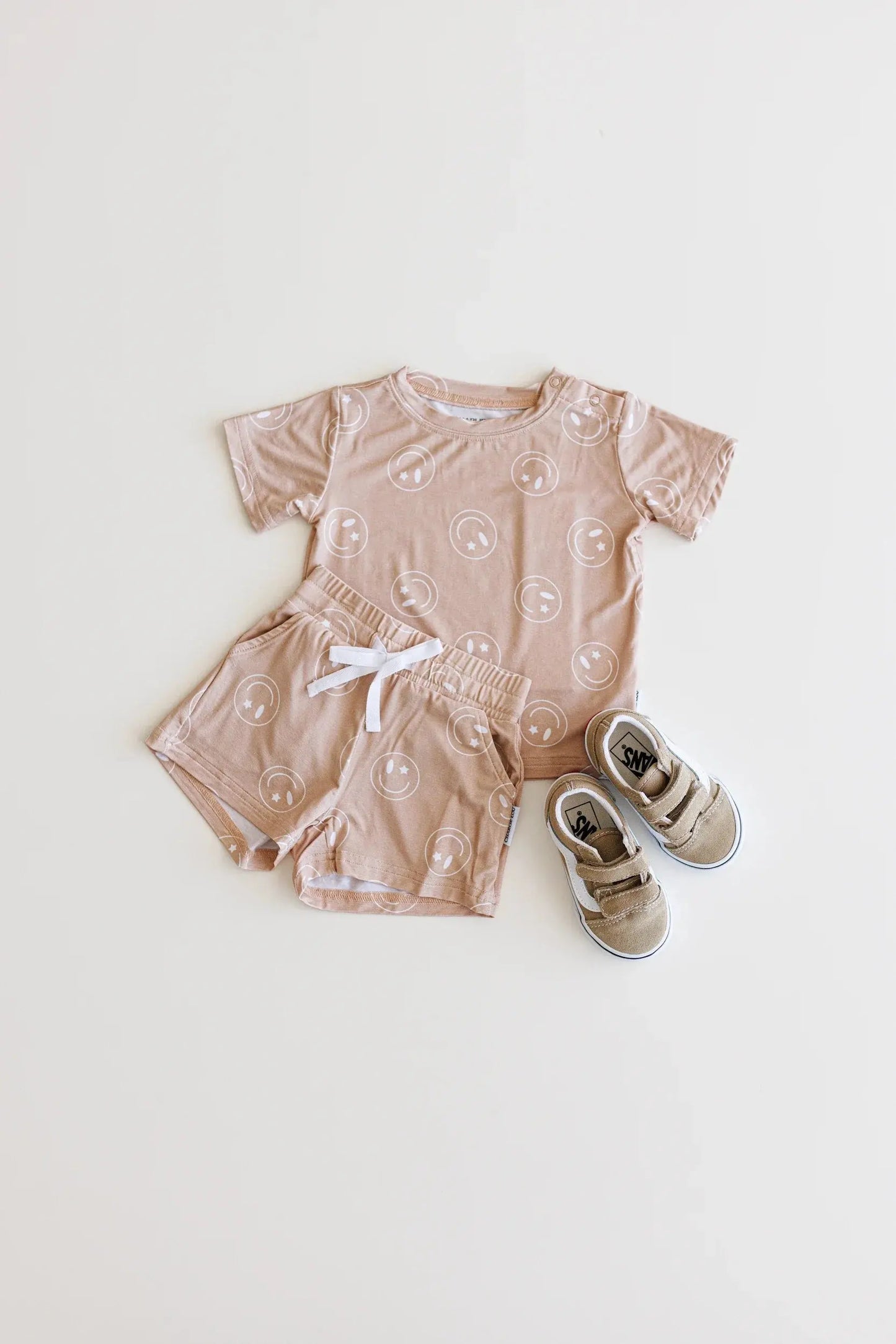 Bamboo Shortie Set Starry Eyed Smiley Baby Outfit For Babies Charlie Lou Baby Everetts Place: Online Boutique