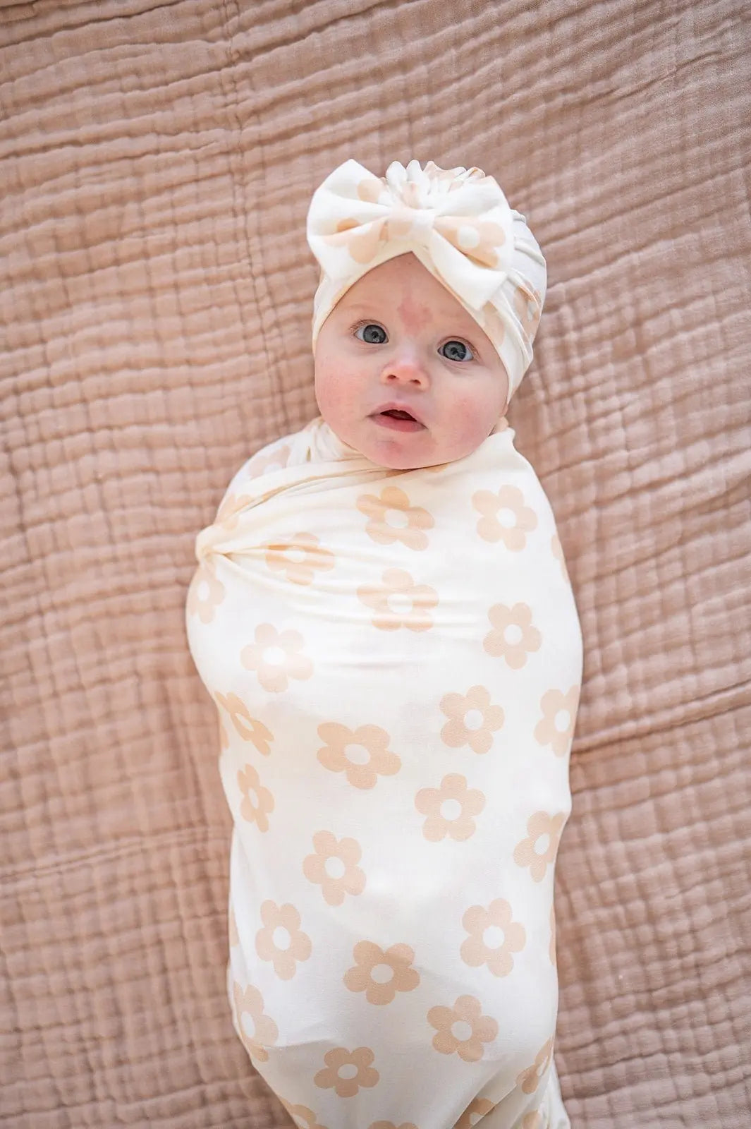 Bamboo Stretch Swaddle - Blush Daisy Harp Angel Boutique