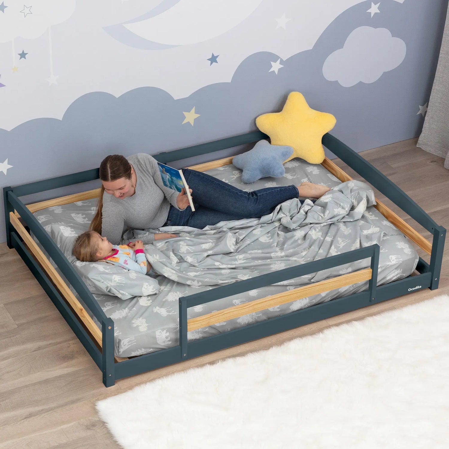 Ocodile.com Floor Bed - Full Size - Furniture > Beds & Accessories > Beds & Bed Frames > Platform Beds & Bed Frames