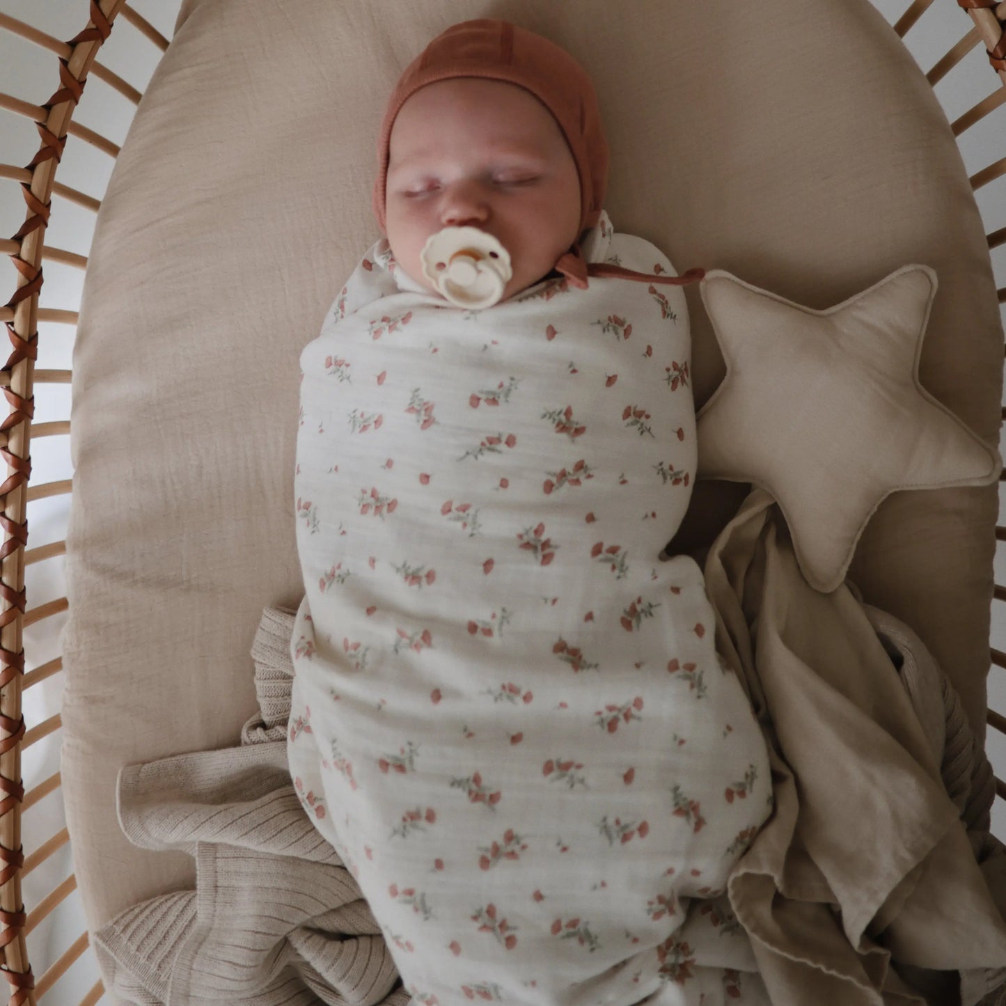 Star Lovey Blanket Made From 100 Percent Organic Cotton Soft Colors Playful Designs For Babies And Toddlers Mushie