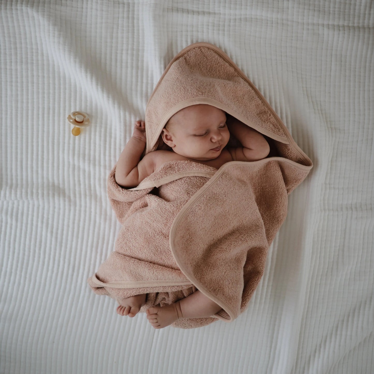 Organic Cotton Baby Hooded Towel Soft and Absorbent for Cozy Cuddles Mushie