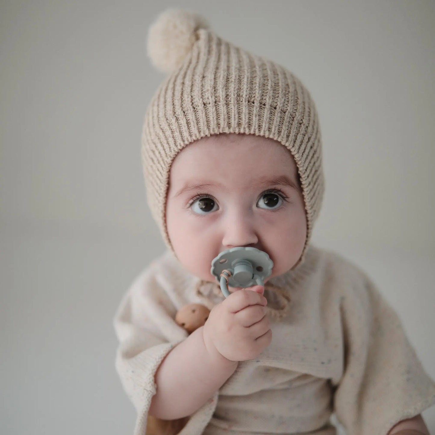 Frigg Daisy Natural Rubber Pacifier Two Pack Mushie Everetts Place: Online Boutique