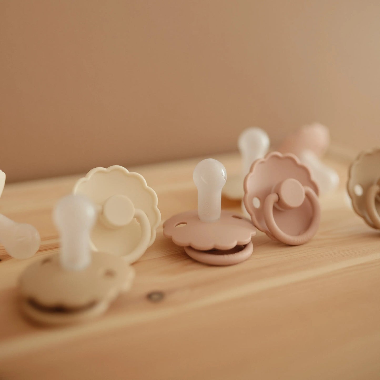 Frigg Daisy Silicone Pacifier 2 Pack with SilkySoft Nipple Mushie Everetts Place: Online Boutique