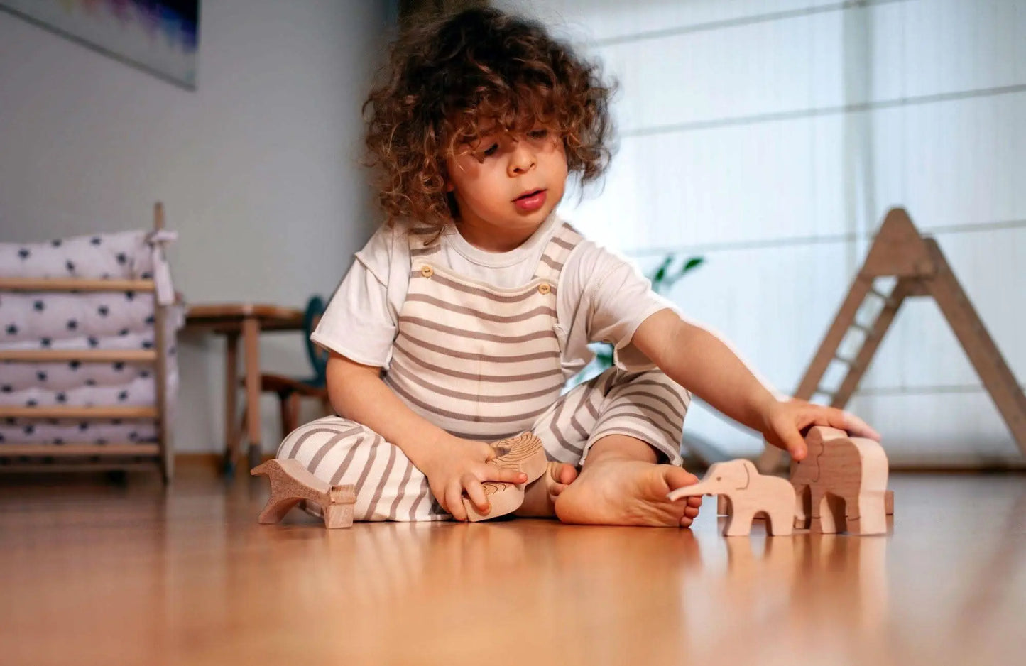 Kidodido Handcrafted Wooden Safari Animals Set for Imaginative Play - Toys & Games > Toys > Dolls, Playsets & Toy Figures > Toy Playsets > Farm Animal Playsets