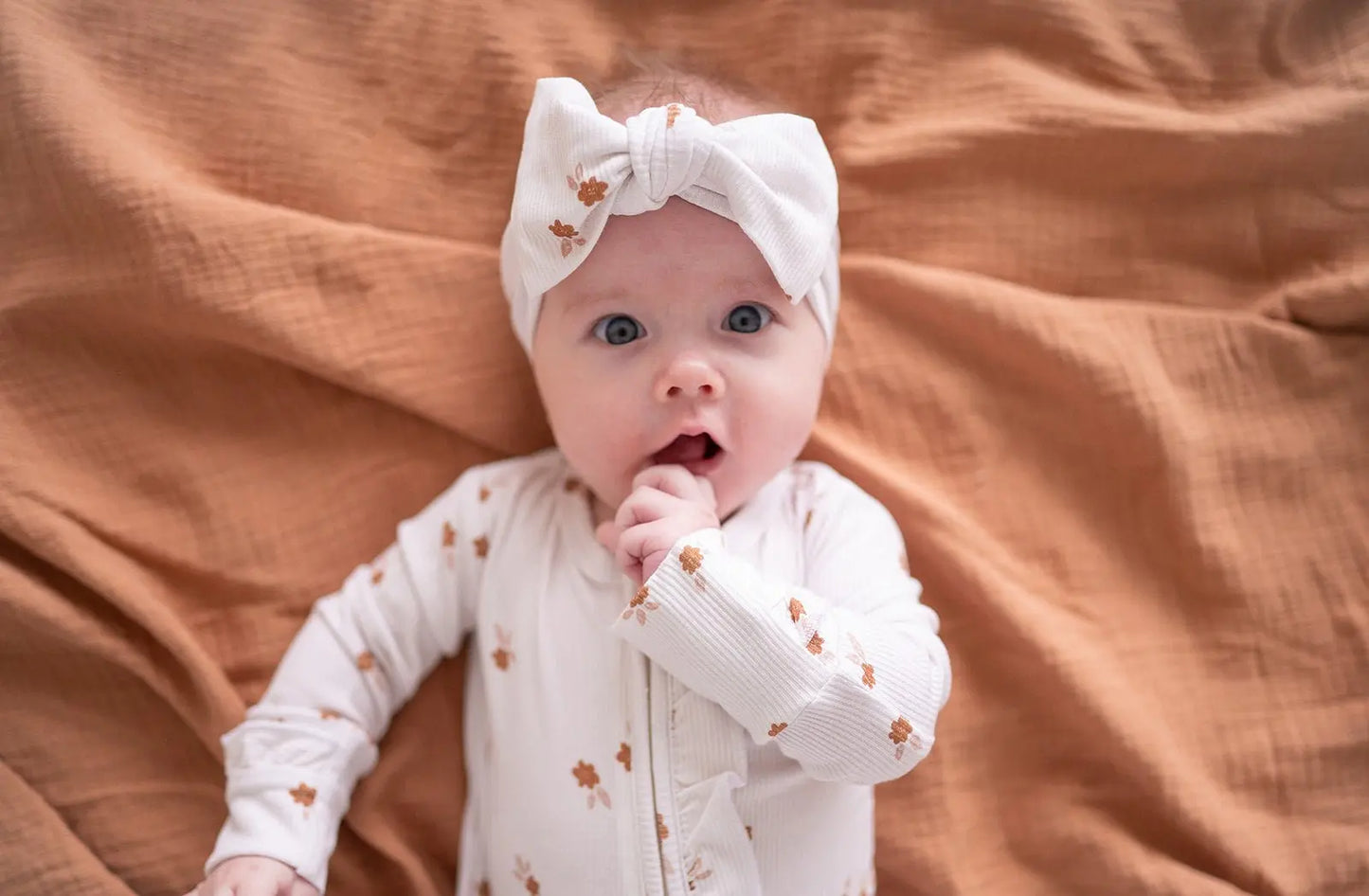 Knotted Headband - Fleur Ribbed Harp Angel Boutique