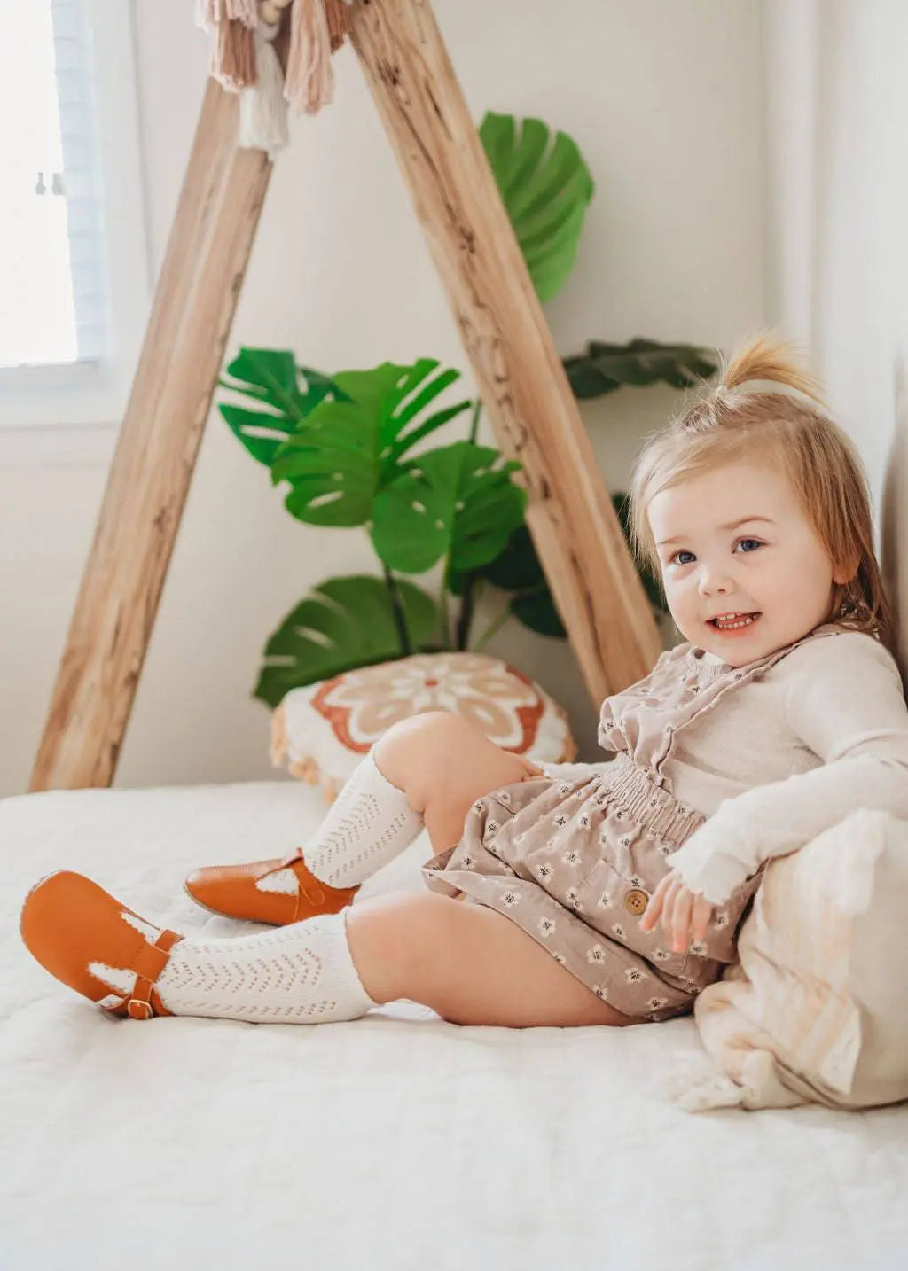 LLB Crochet Knee High Socks (2 pairs in each order) Little Love Bug Co.