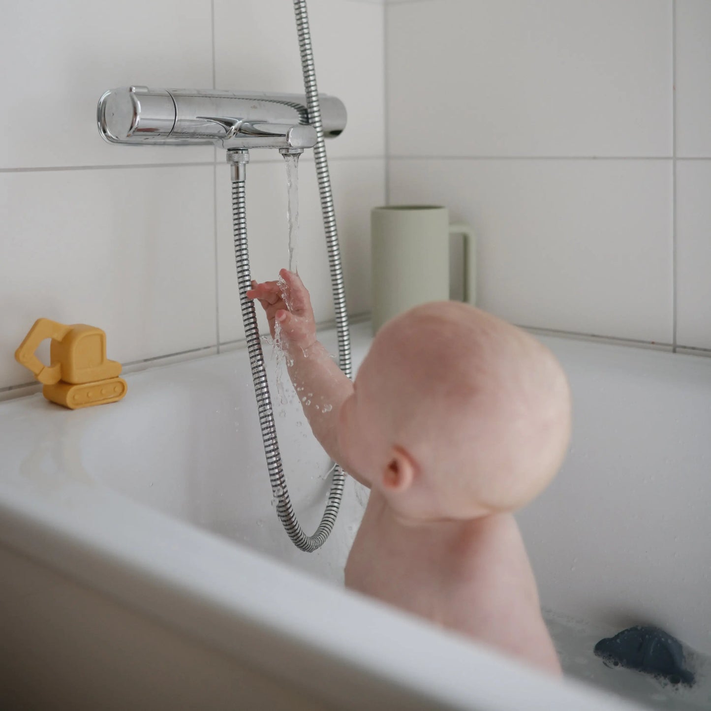 Bath Rinse Cup for Kids with Textured Grip and Controlled Water Stream Mushie