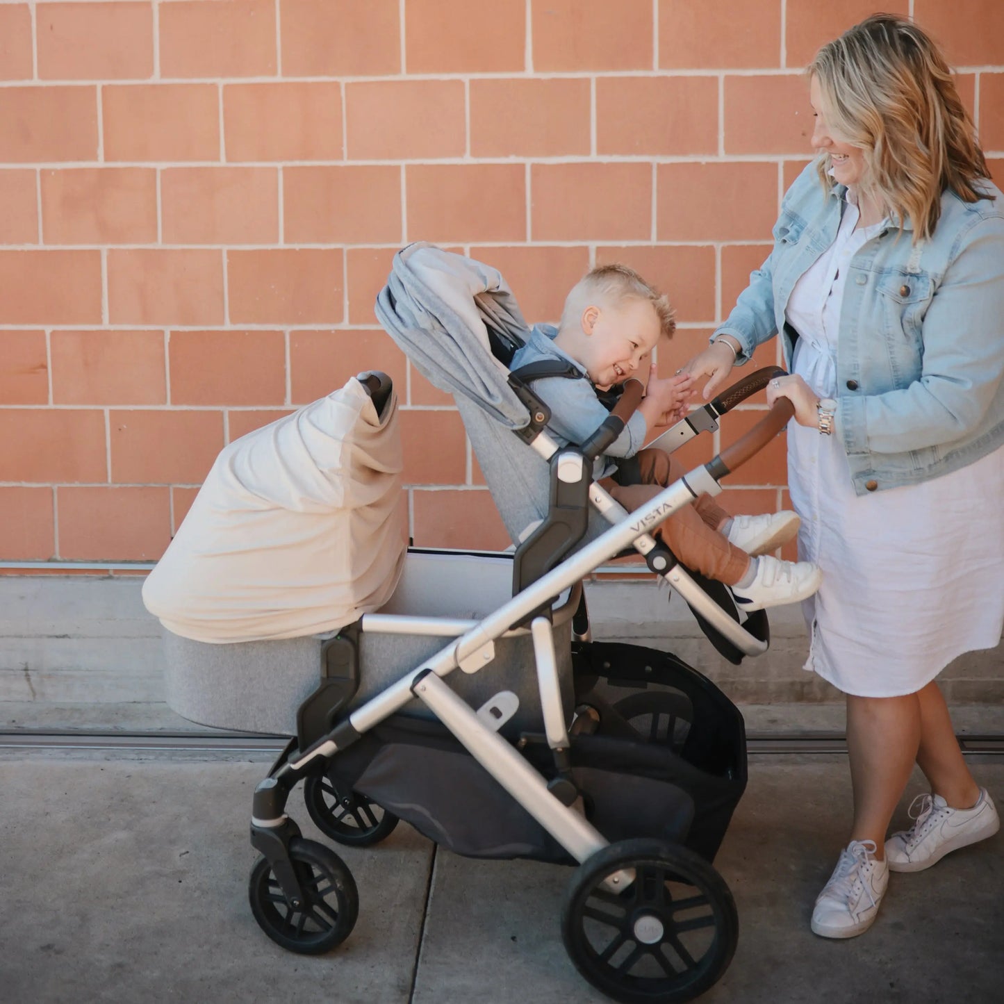 Multi Use Cover for Nursing and Protection from Unwanted Elements Mushie Everetts Place: Online Boutique