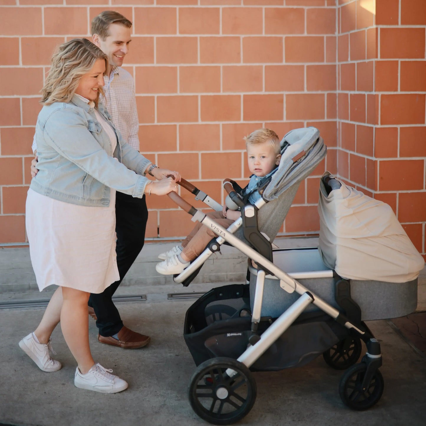 Multi Use Cover for Nursing and Protection from Unwanted Elements Mushie Everetts Place: Online Boutique