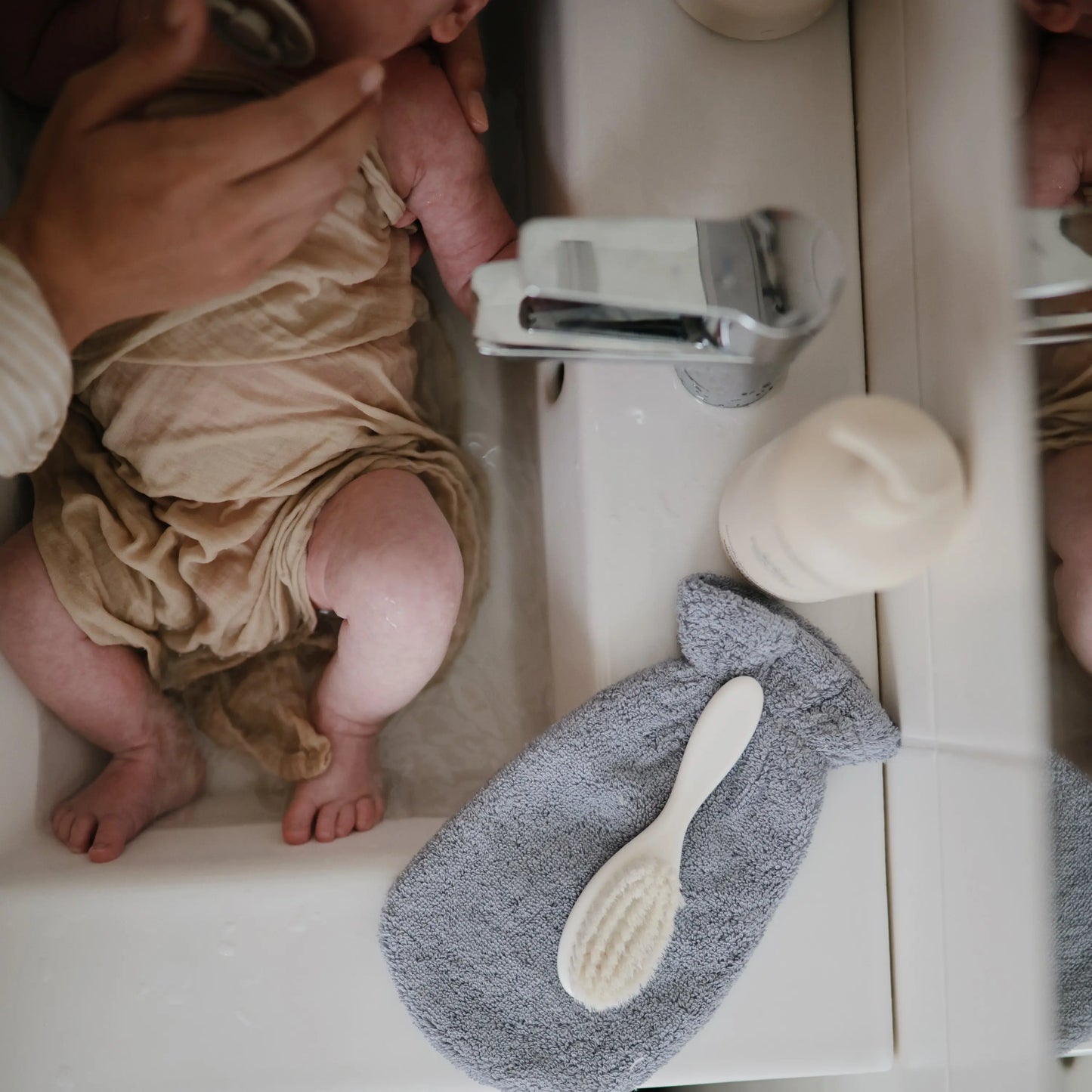 Organic Cotton Bath Mitt for Babies and Toddlers Extra Soft and Absorbent Mushie Everetts Place: Online Boutique