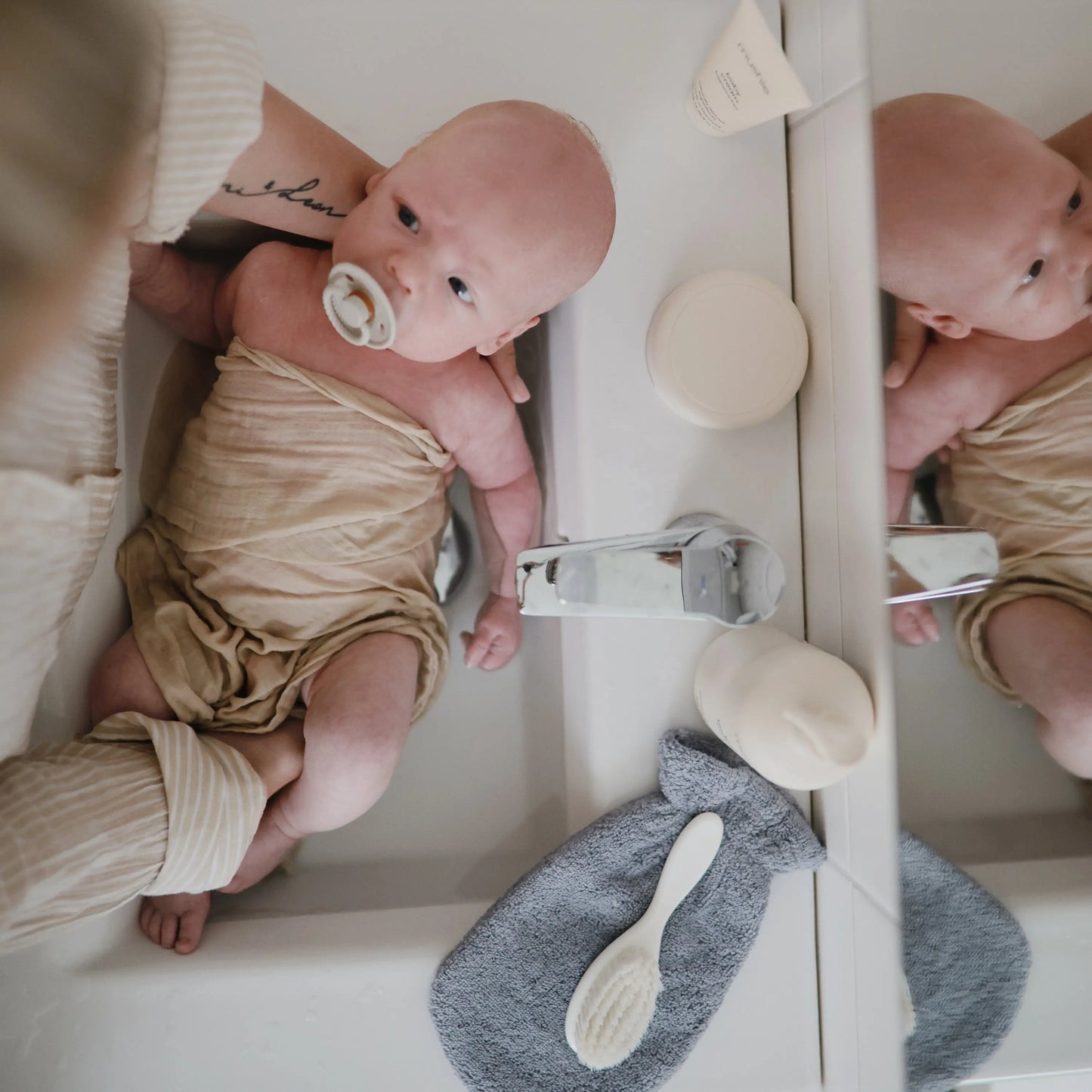Organic Cotton Bath Mitt for Babies and Toddlers Extra Soft and Absorbent Mushie Everetts Place: Online Boutique