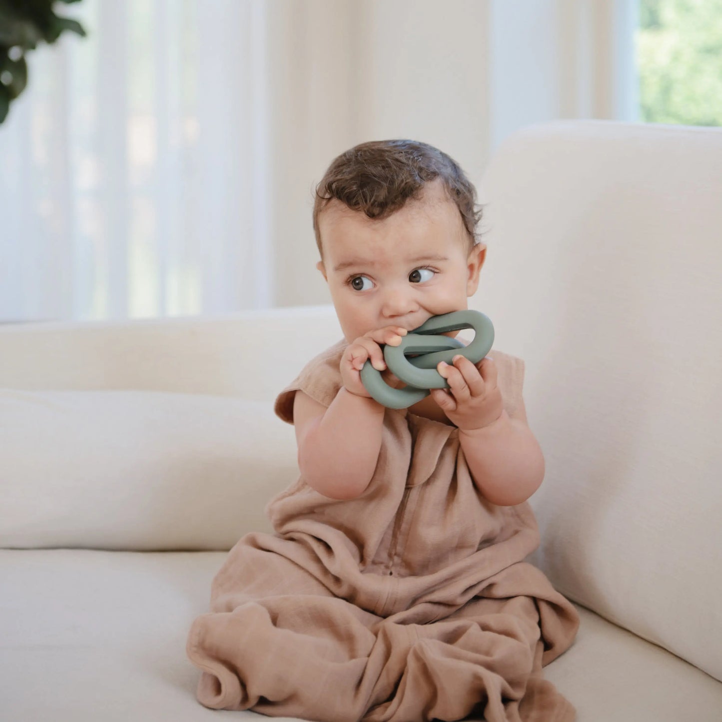 Organic Cotton Sleep Bag for Babies Lightweight Breathable Muslin Design with Two-Way Zipper Sleeveless Full Body Coverage Mushie Everetts Place: Online Boutique