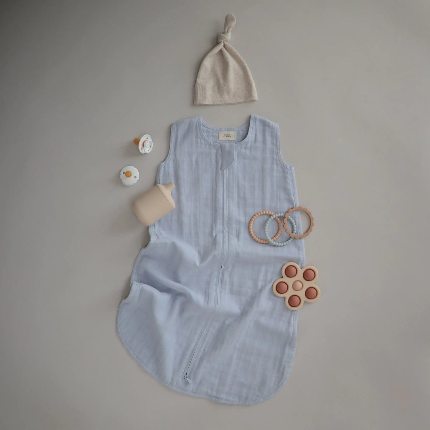 Organic Cotton Sleep Bag for Babies Lightweight Breathable Muslin Design with Two-Way Zipper Sleeveless Full Body Coverage Mushie Everetts Place: Online Boutique