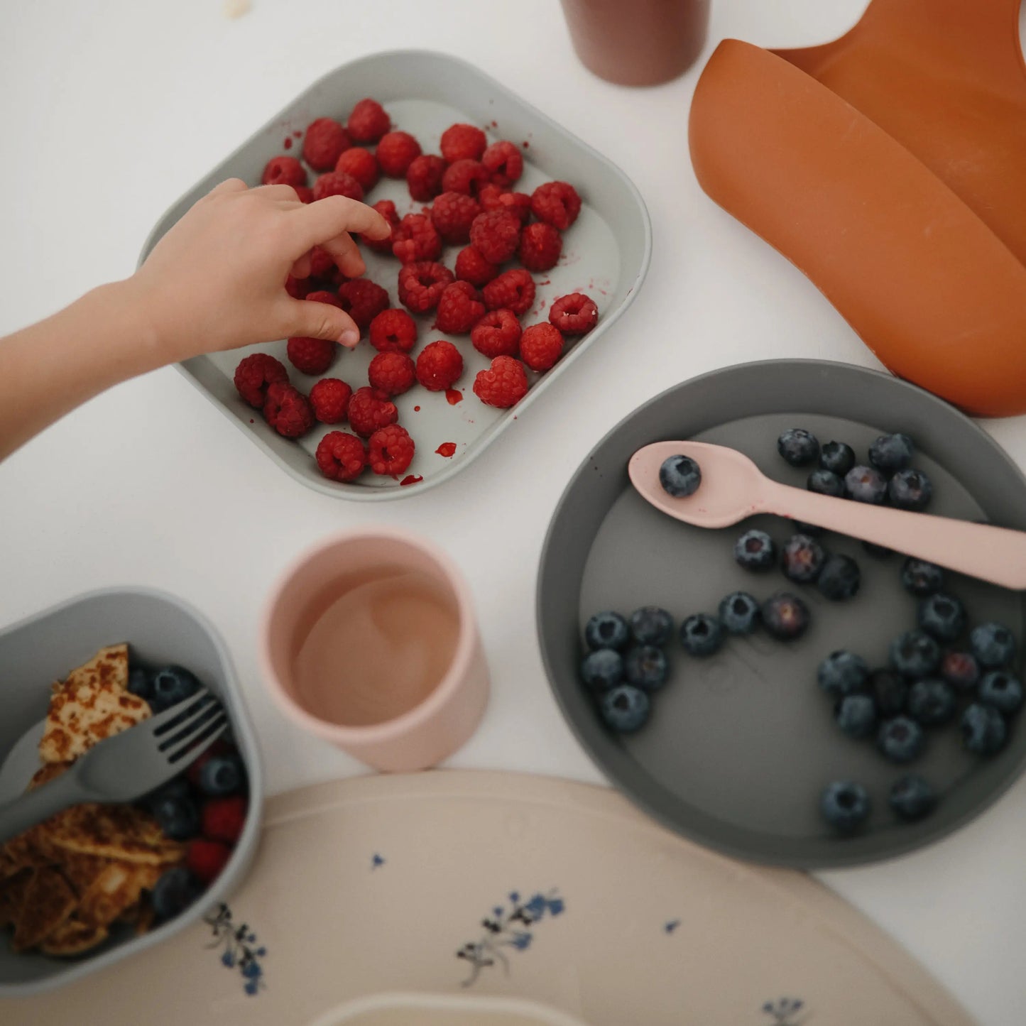 Round Dinnerware Plates BPA Free Plastic Set Dishwasher Microwave Safe Mushie Everetts Place: Online Boutique