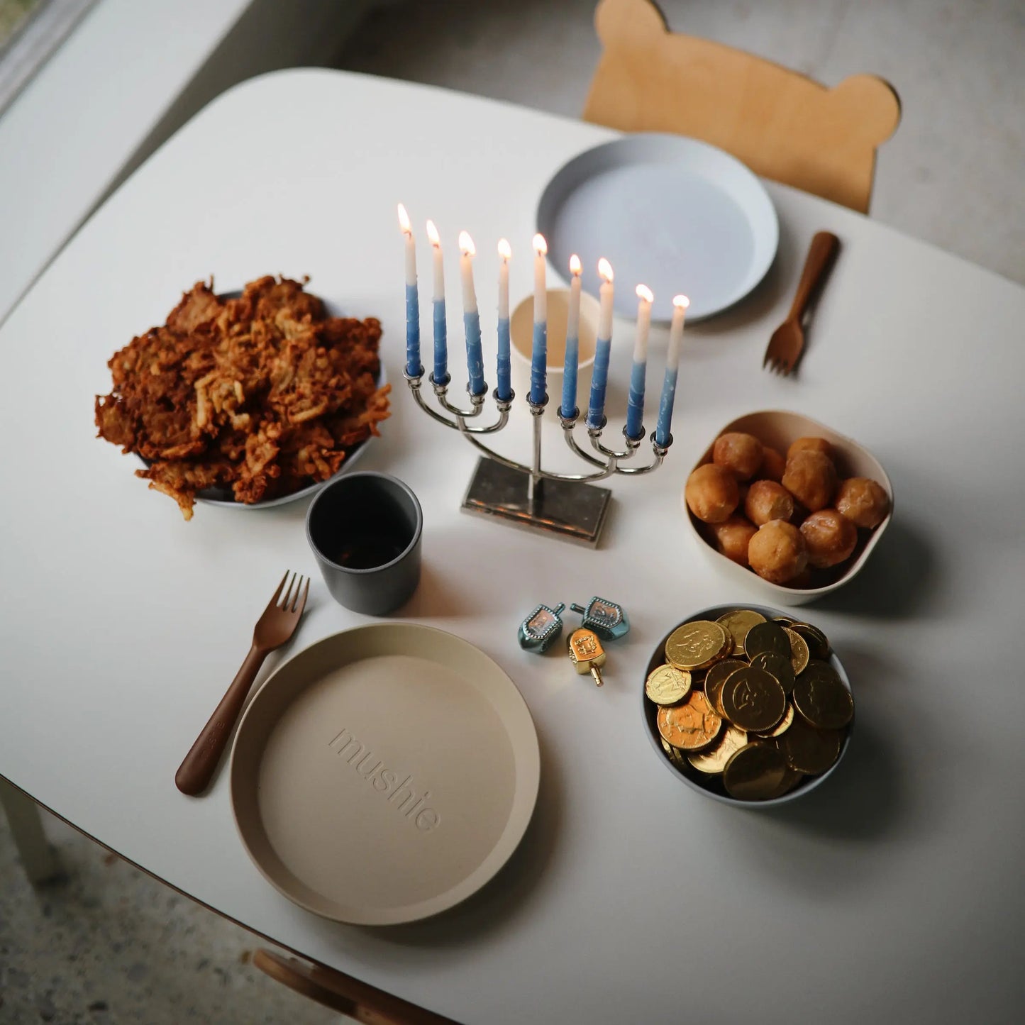 Round Dinnerware Plates BPA Free Plastic Set Dishwasher Microwave Safe Mushie Everetts Place: Online Boutique