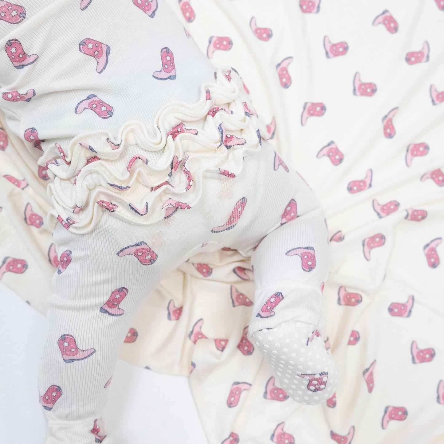 Ruffle Back Zipper Footie 2 Way Easy Diaper Changes Cozy Angel Dear Everetts Place: Online Boutique