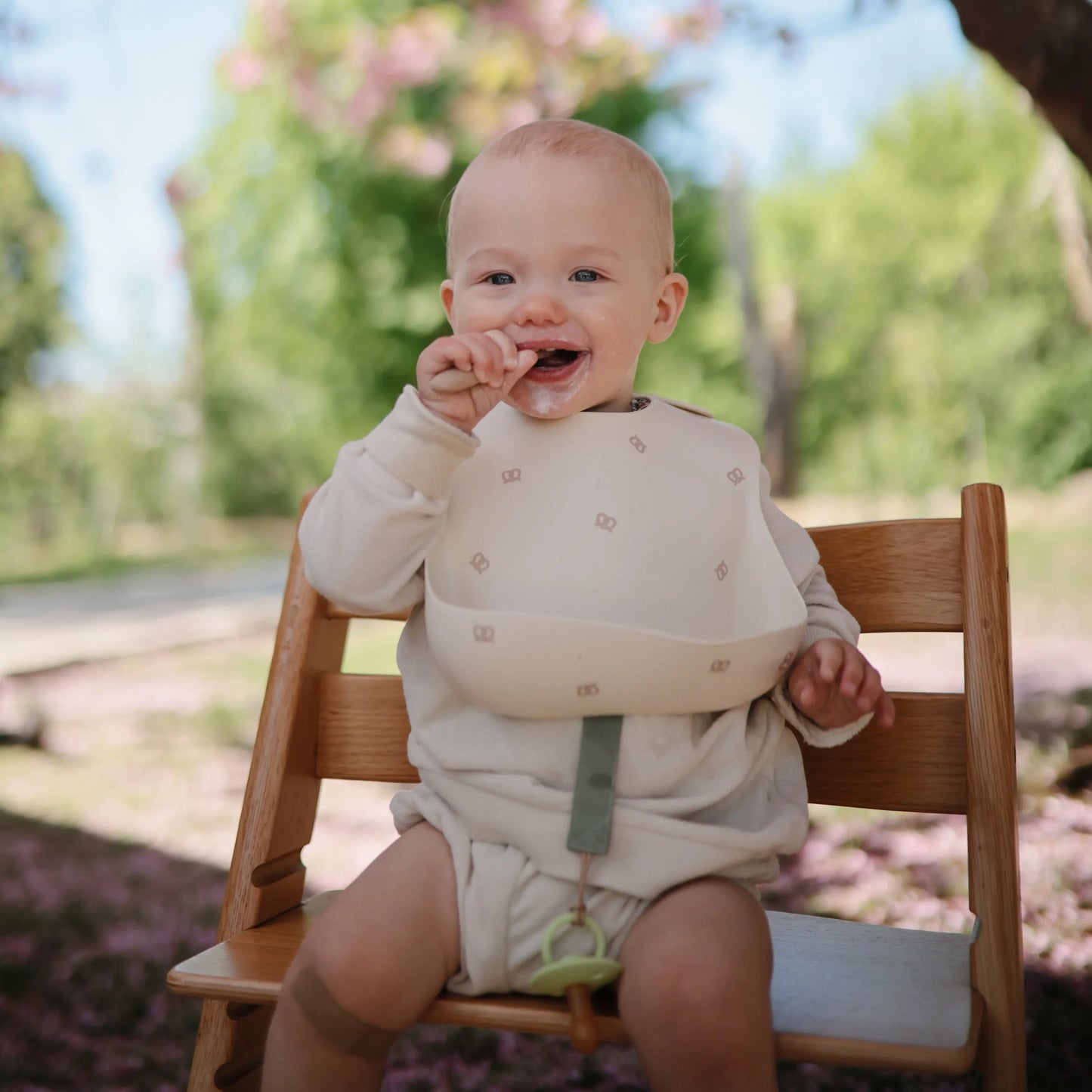 Silicone Baby Bib with Adjustable Neck Strap and Front Pocket for Easy Cleaning Mushie Everetts Place: Online Boutique