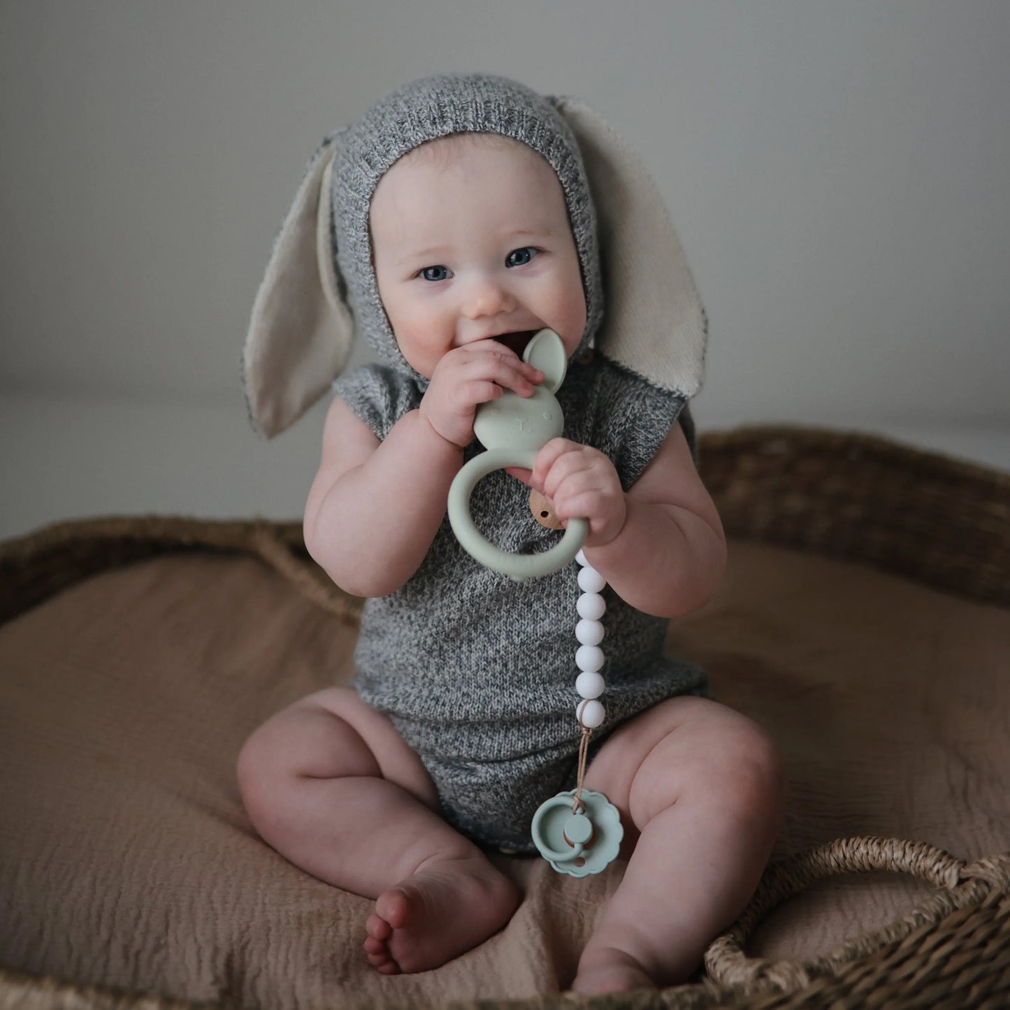Silicone Pacifier Clip Hera Durable Food Grade Silicone Bead Design Mushie Everetts Place: Online Boutique