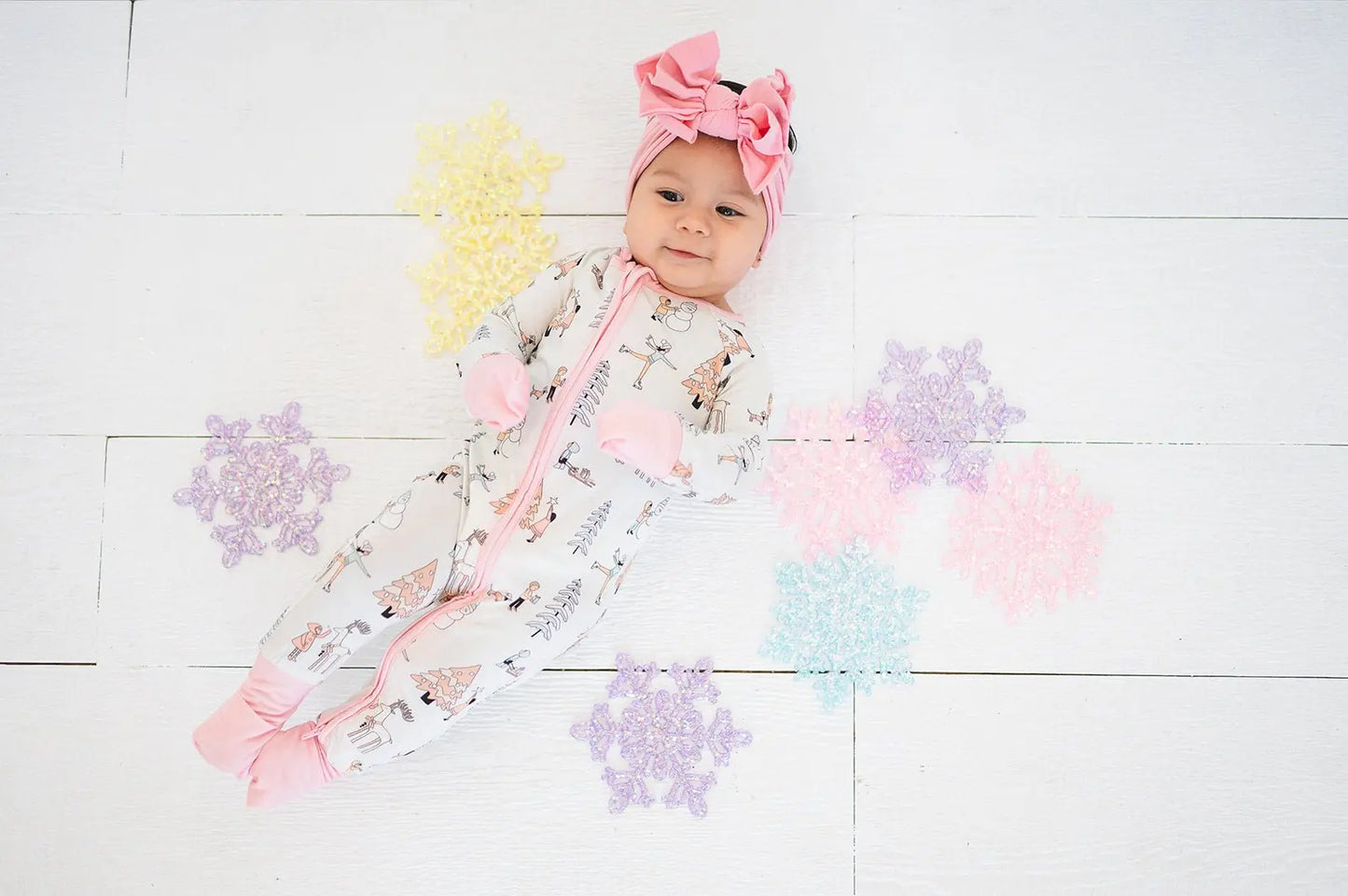Snow Day Pink (Convertible Zip Footies) Dreamlet Everetts Place: Online Boutique