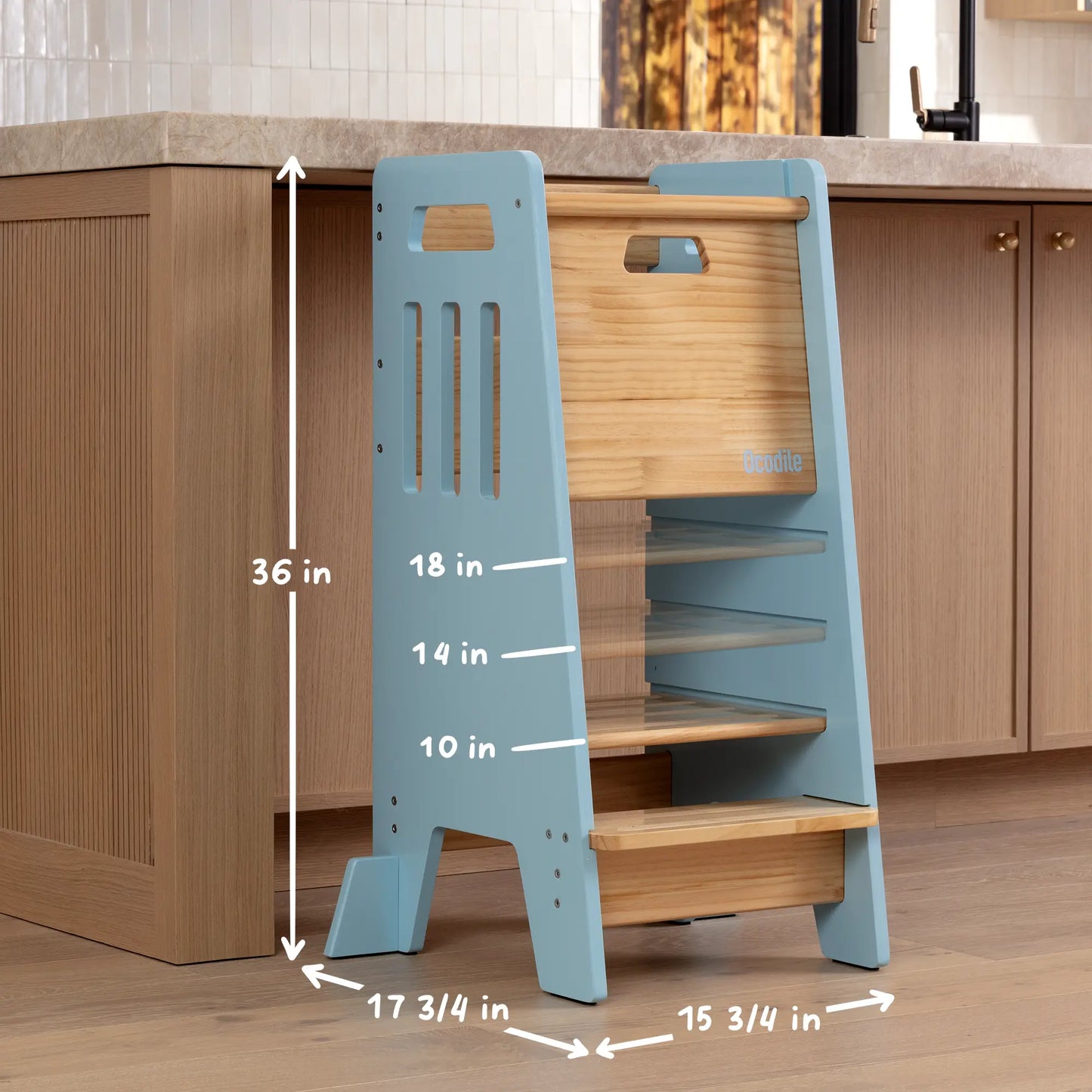 Standing Tower with Door Ocodile.com