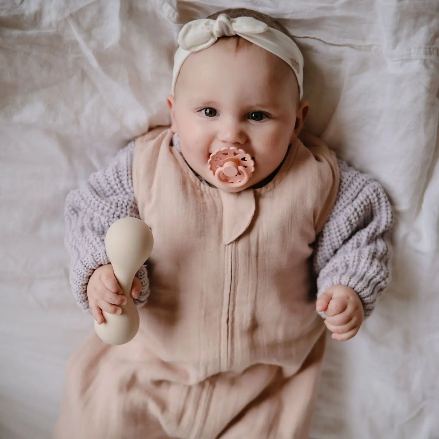 FRIGG Natural Rubber Pacifier 4 Pack for Baby Comfort and Safety Mushie