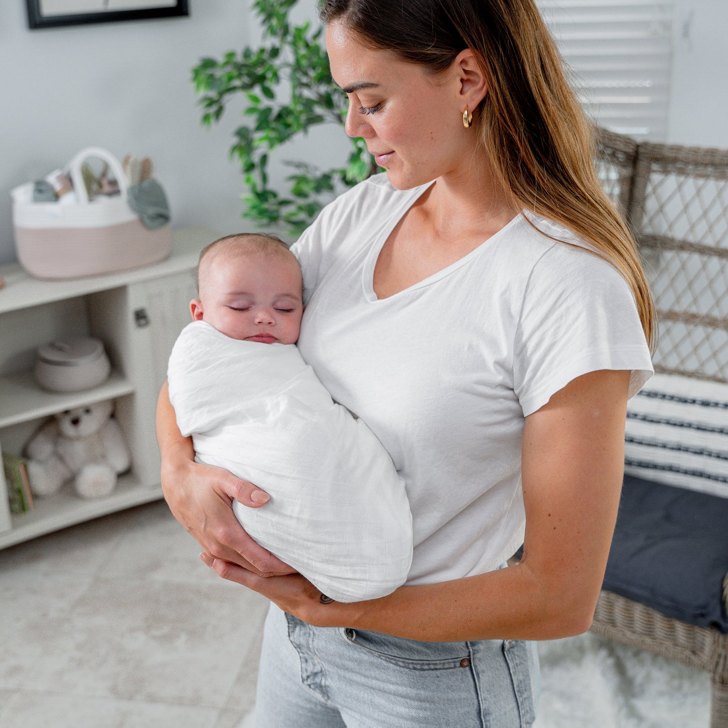 Muslin Swaddle Blanket White for Baby Multipurpose Use Comfy Cubs Everetts Place: Online Boutique