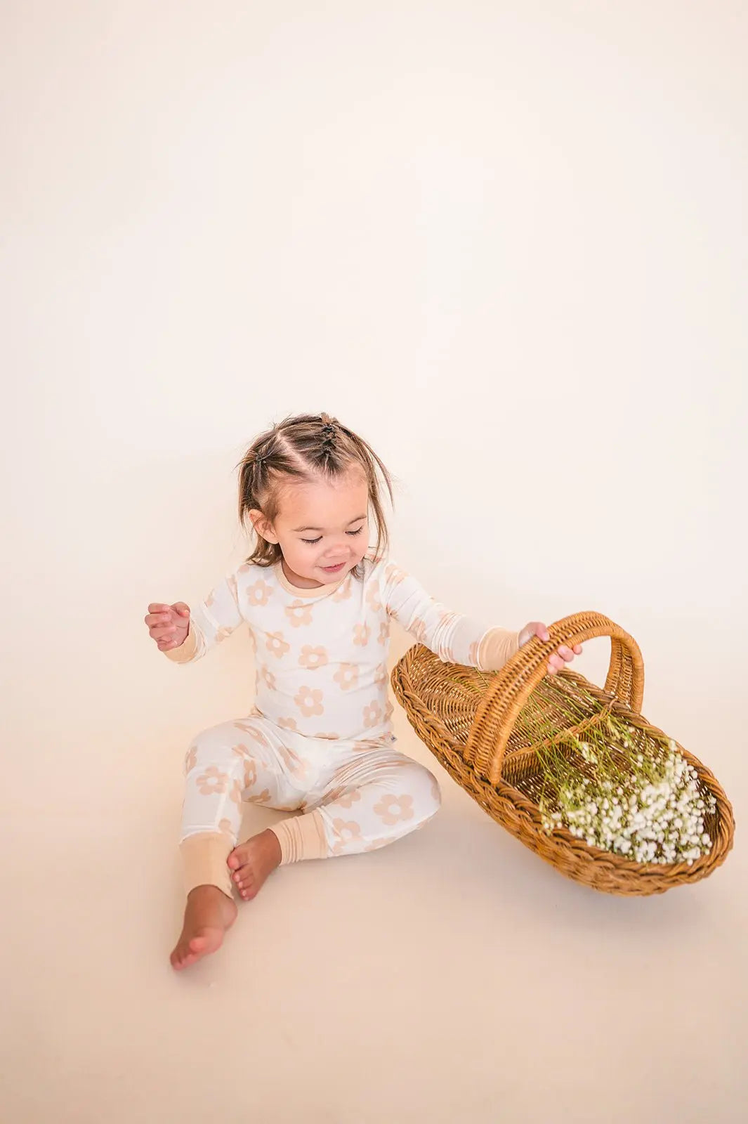 Two-Piece Pajama Set - Blush Daisy Harp Angel Boutique