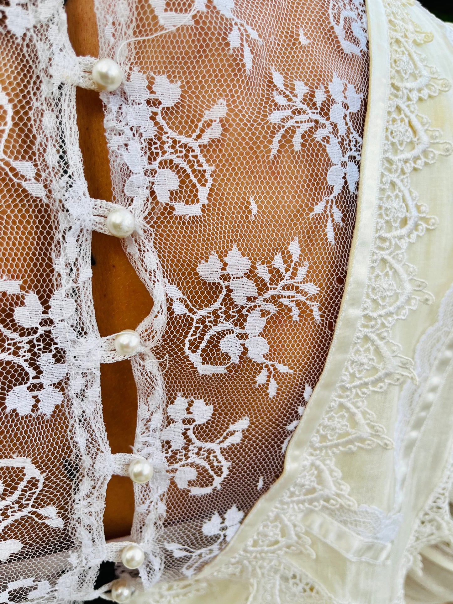 Vintage Gown Wedding Dress Cotton Lace Pearl Buttons Sweet Harvest Farms Everetts Place: Online Boutique