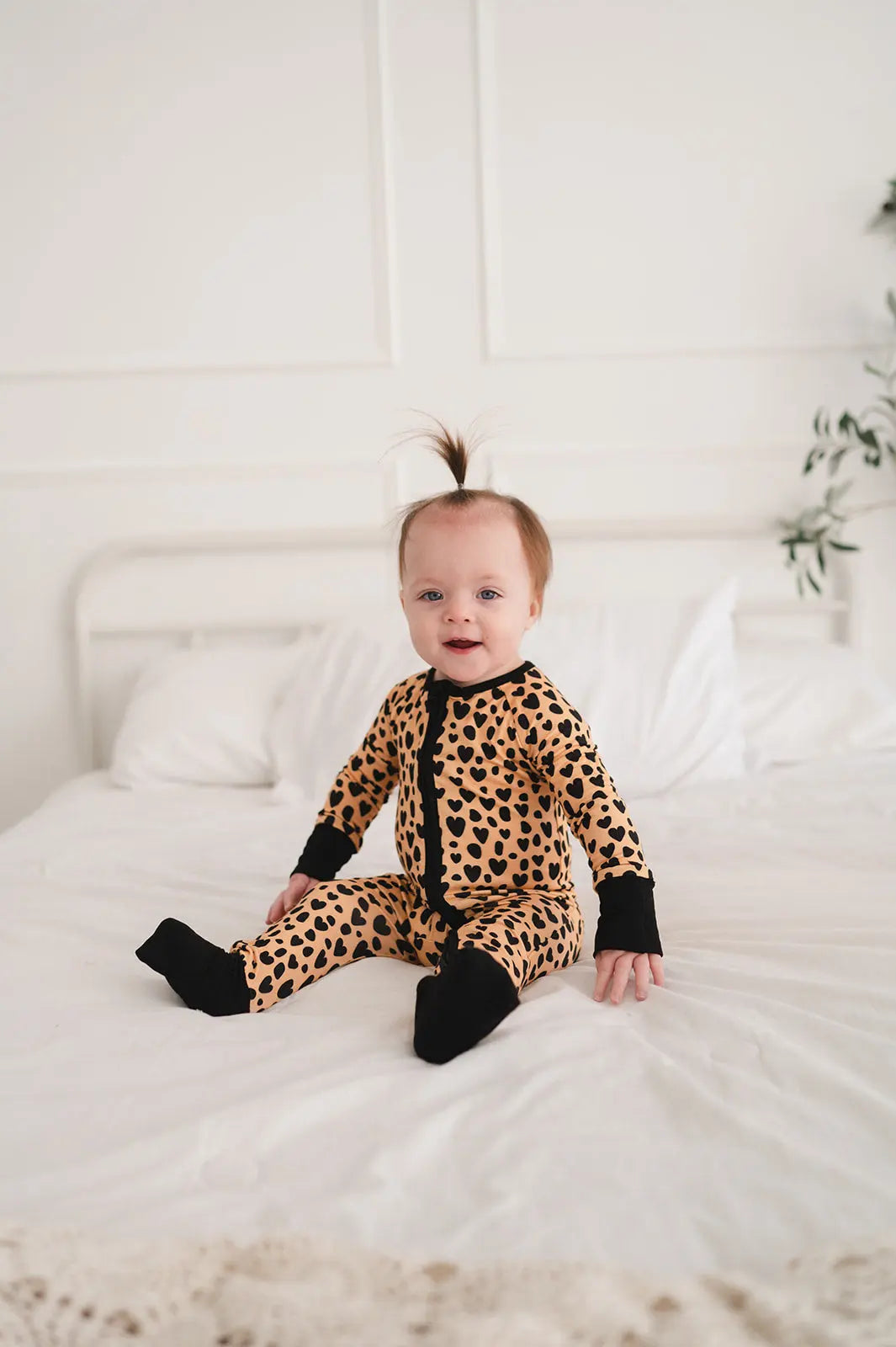 Wild Love Convertible Zip Footies for Babies 12 to 18M Dreamlet Everetts Place: Online Boutique