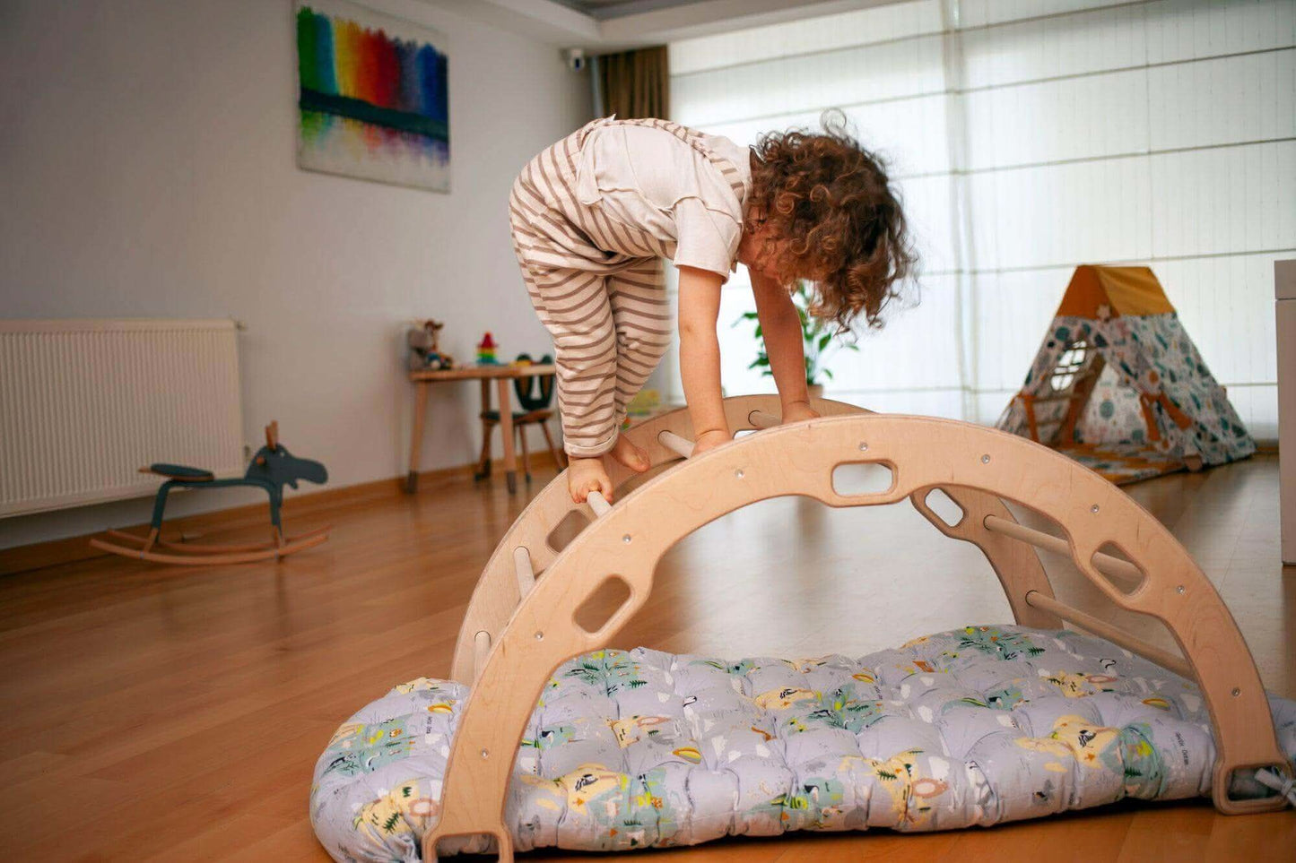 XL Climbing Arch Rocker And Map Pattern Cushion Set Kidodido Everetts Place: Online Boutique