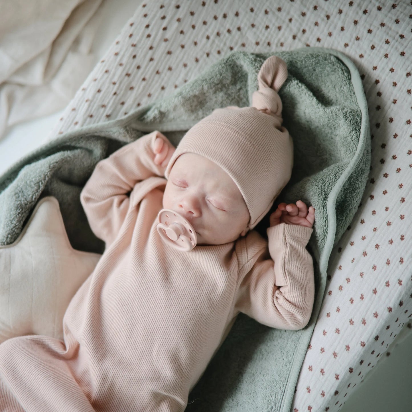 Extra Soft Muslin Changing Pad Cover 100 Percent Cotton Breathable and Cozy Design Mushie