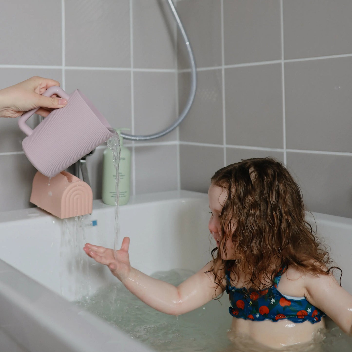 Bath Rinse Cup for Kids with Textured Grip and Controlled Water Stream Mushie