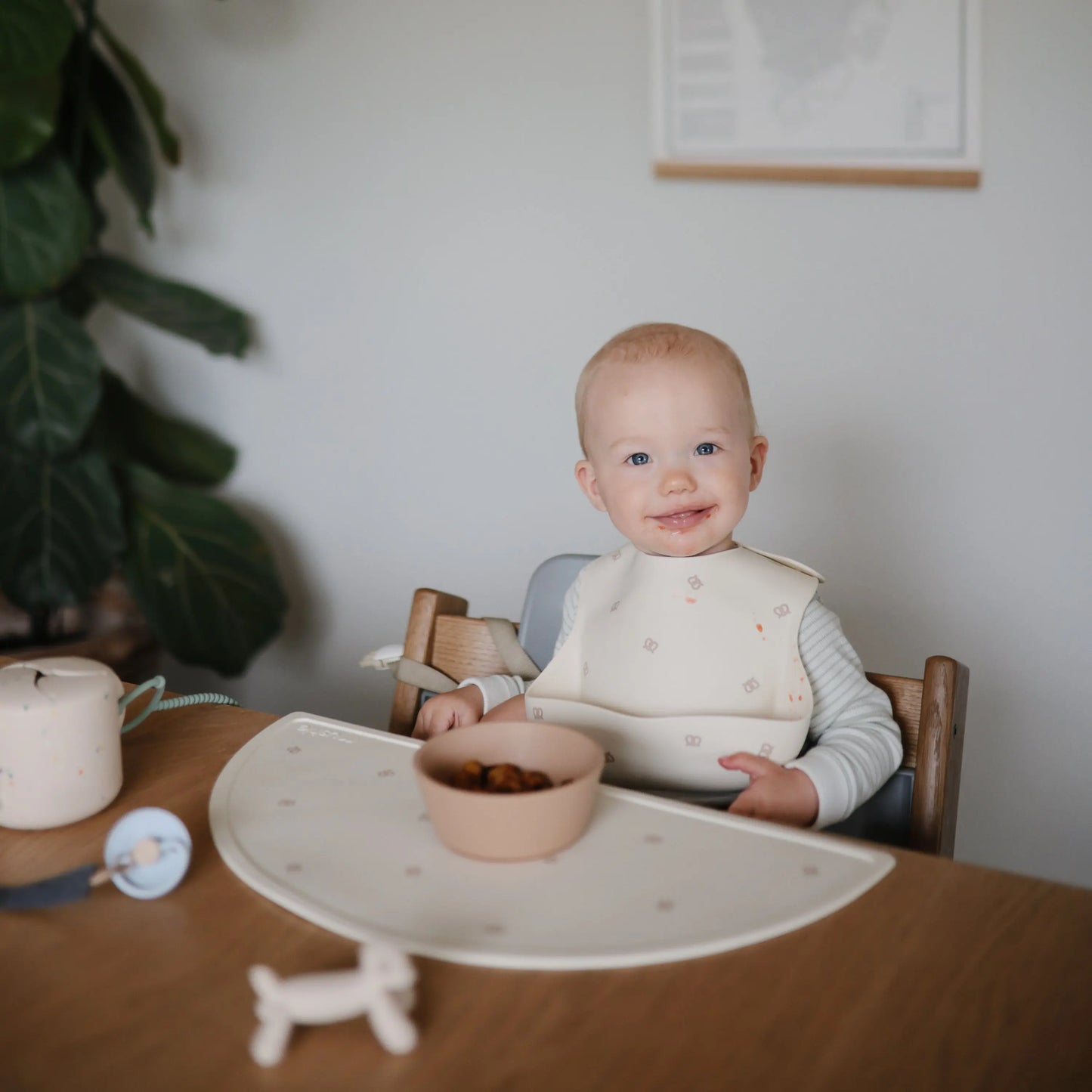 Silicone Placemat for Kids Durable and Easy to Clean Food Grade Silicone Stylish Design Mushie