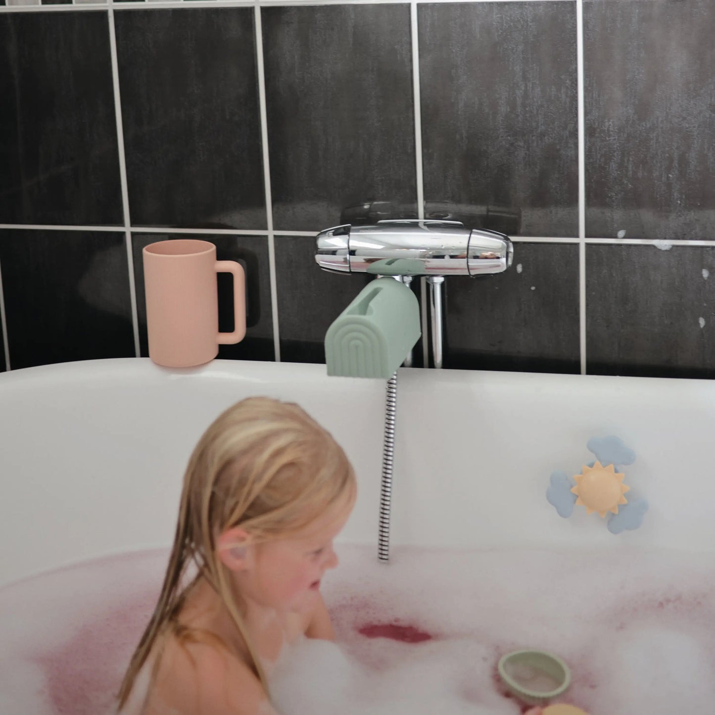 Bath Rinse Cup for Kids with Textured Grip and Controlled Water Stream Mushie