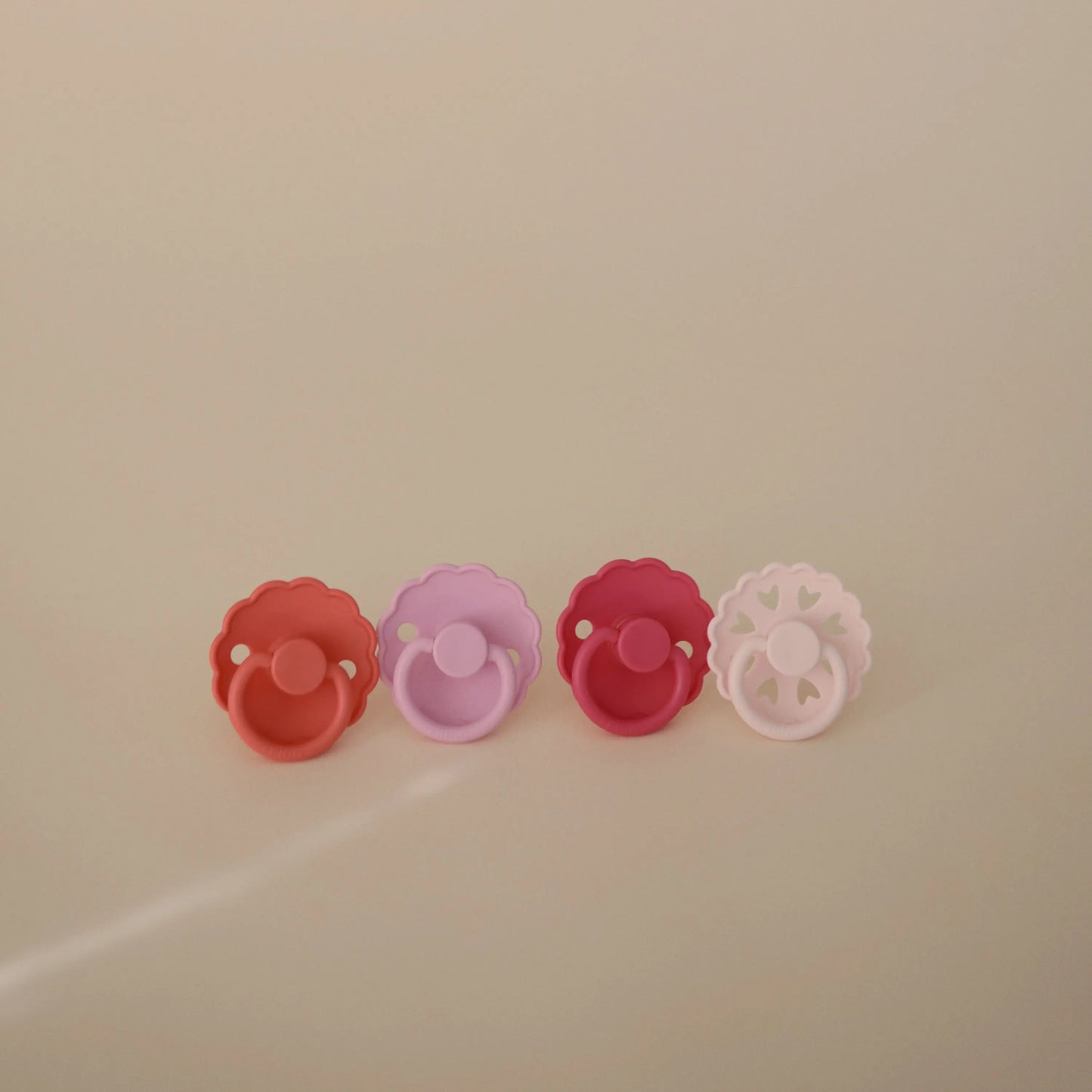 FRIGG Natural Rubber Pacifier 4 Pack for Baby Comfort and Safety Mushie