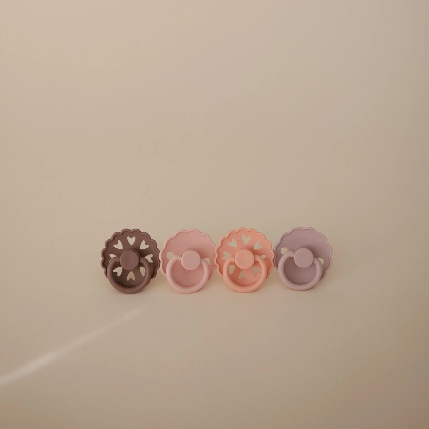 FRIGG Natural Rubber Pacifier 4 Pack for Baby Comfort and Safety Mushie