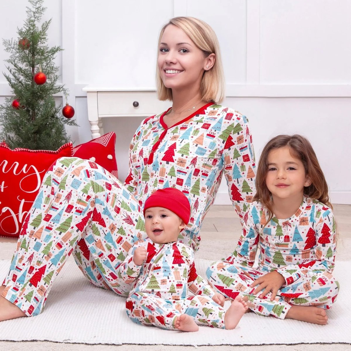 Tesa Babe Merry Christmas Bamboo Pajama Set For Women Family Matching - Everetts Place Boutique -