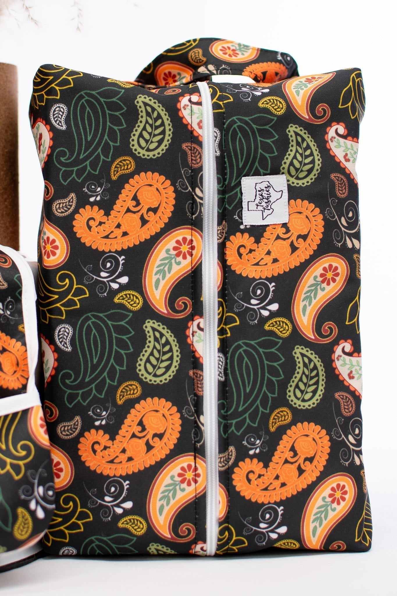 Paisley Diaper Pod with Two Layers of PUL and Zipper Closure for 8 to 12 Diapers Texas Tushies
