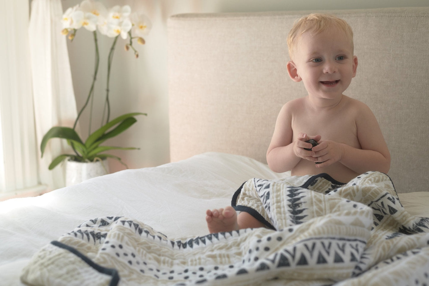 Pyramid Cotton Muslin Newcastle Blanket for Kids 47 Inch x 47 Inch Soft Breathable Cuddly Comfort Newcastle Classics