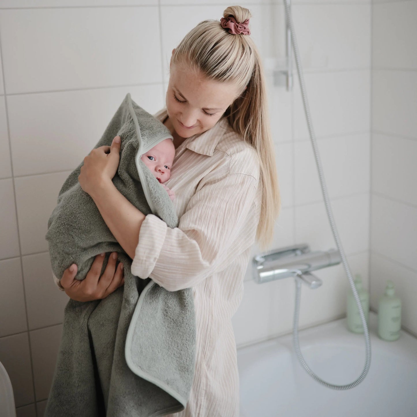 Organic Cotton Baby Hooded Towel Soft and Absorbent for Cozy Cuddles Mushie