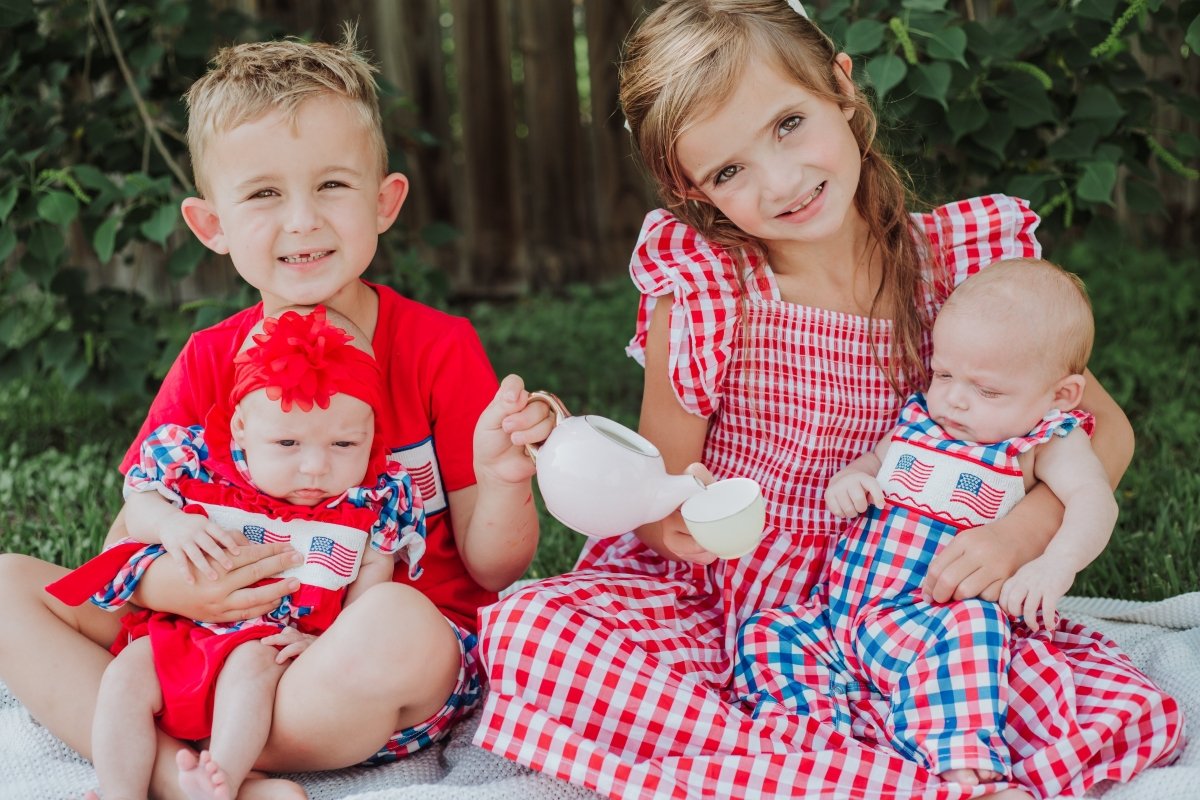 The Ultimate Guide to Organic Summer Essentials: Keeping Baby Cool, Safe, and Eczema-Free - Everetts Place