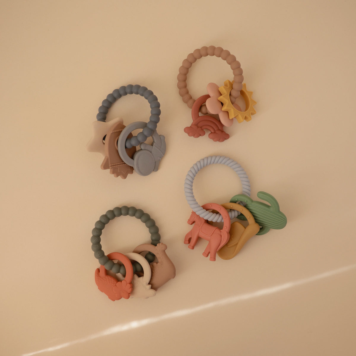 Teething Ring by Mushie