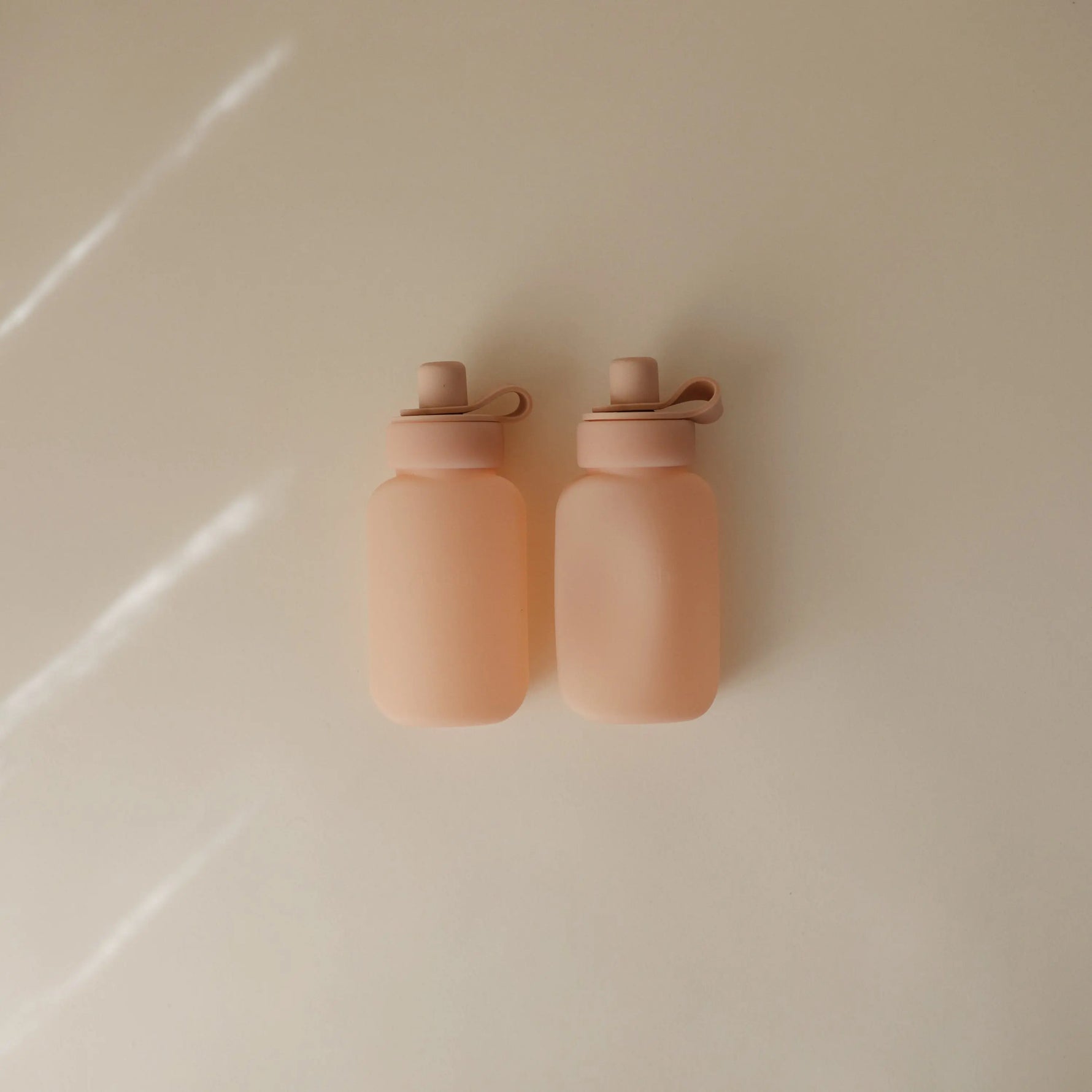 Mushie Silicone Puree Pouch for Babies and Toddlers Reusable Food-Grade Silicone Easy Clean Dishwasher Safe - Baby & Toddler > Nursing & Feeding > Baby & Toddler Food Silicone Puree Pouch