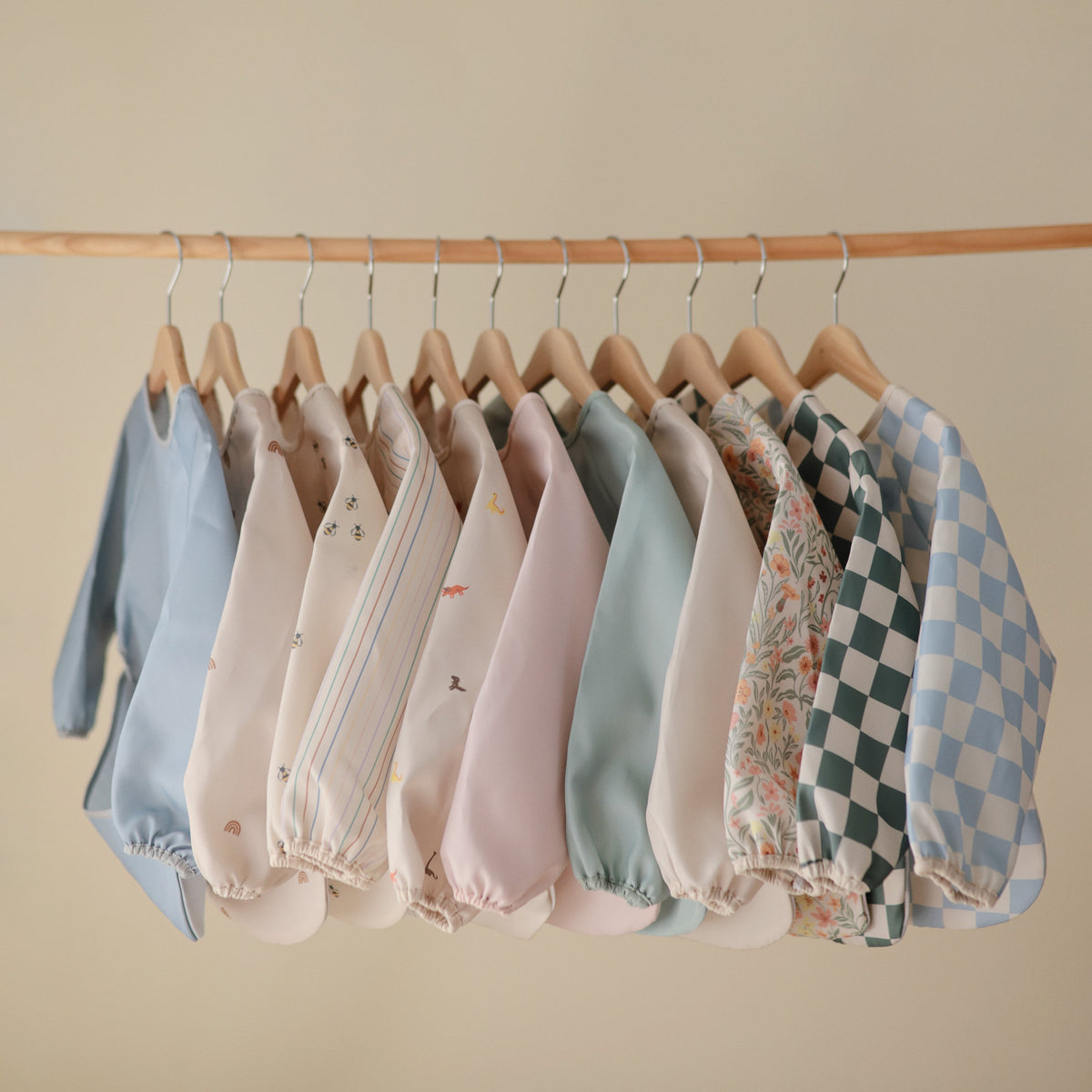 Long Sleeve Bib, 6-24 Months by Mushie